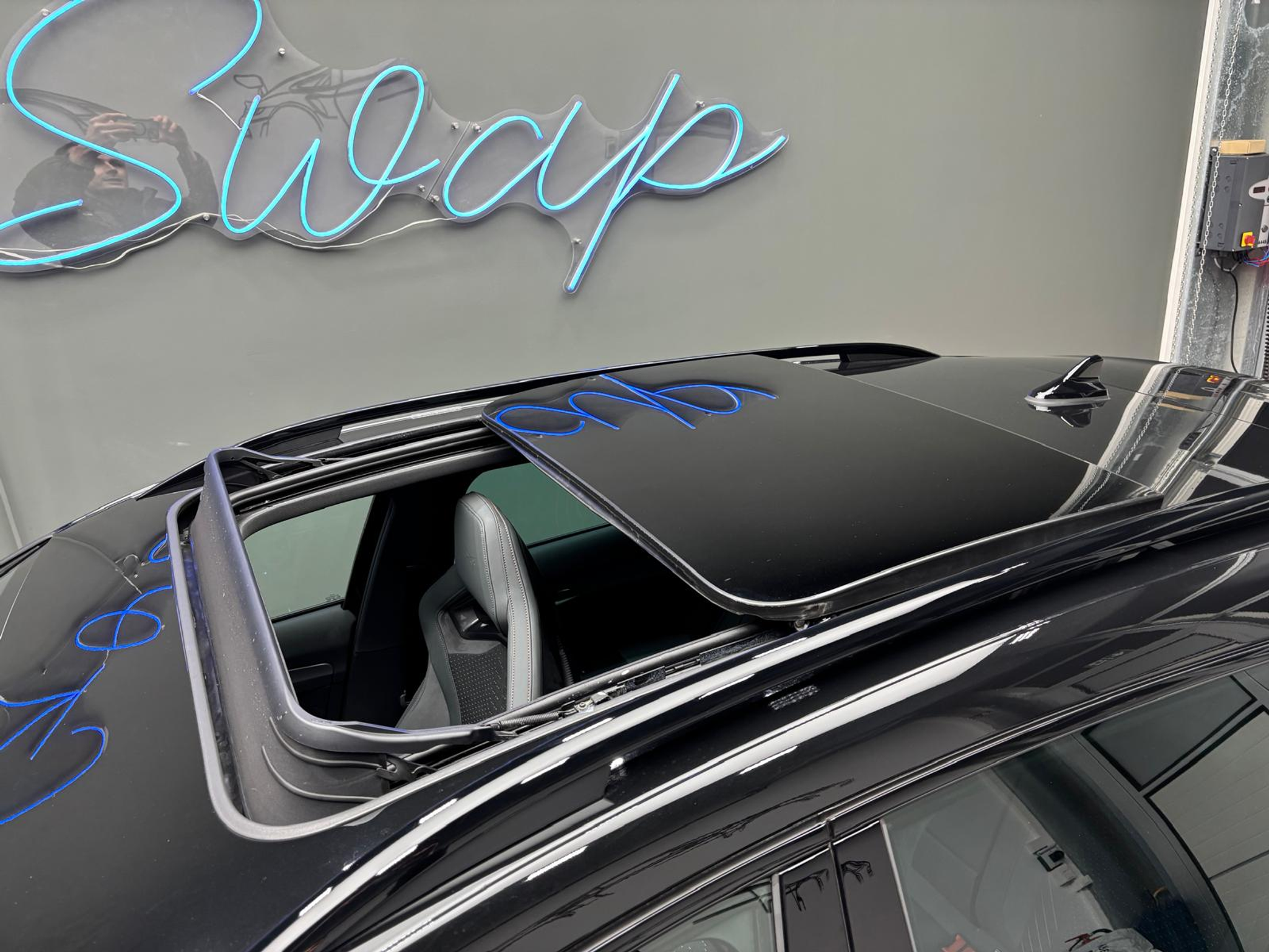 listing desktop thumbnail image 1