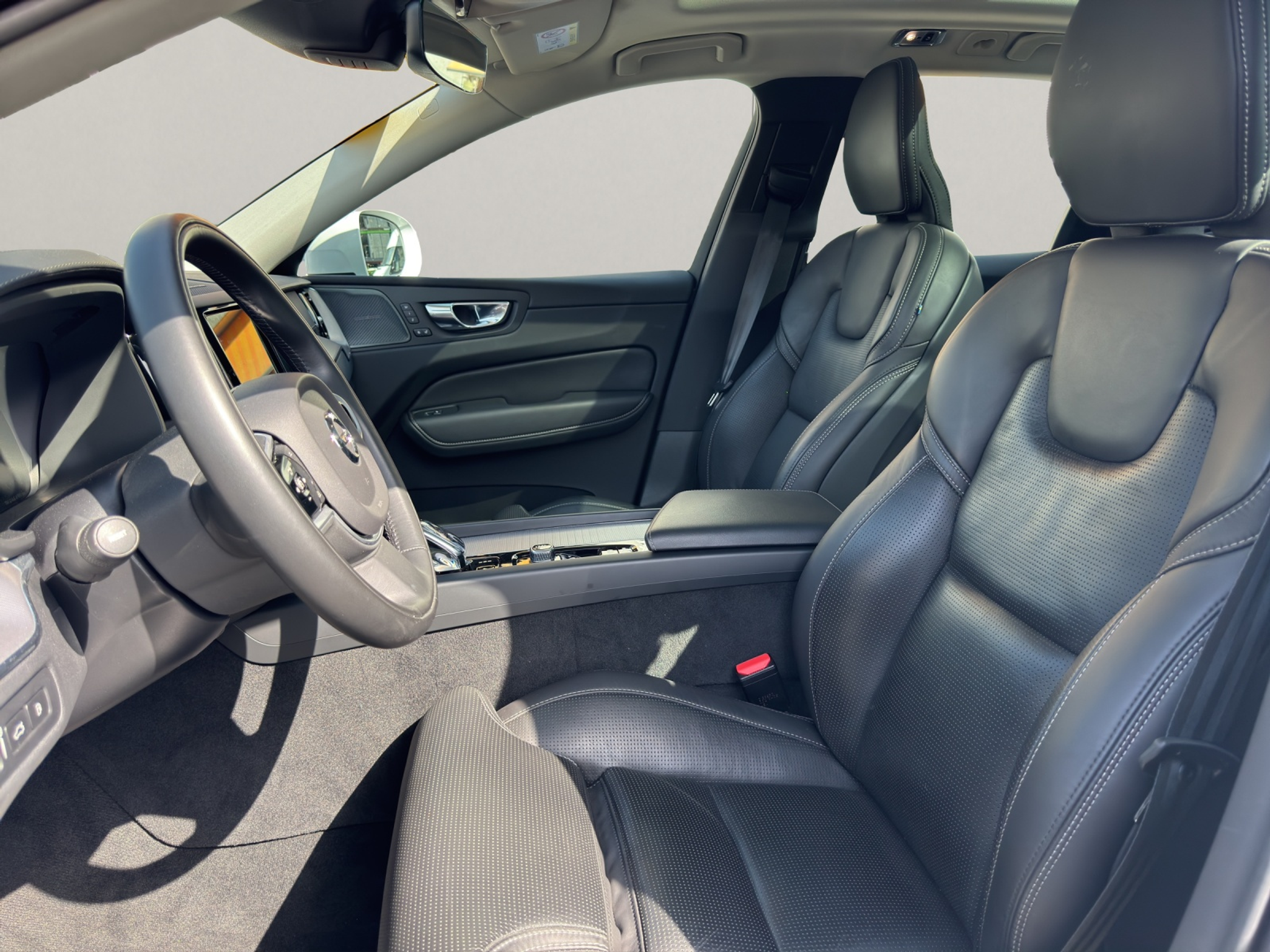 listing desktop thumbnail image 8