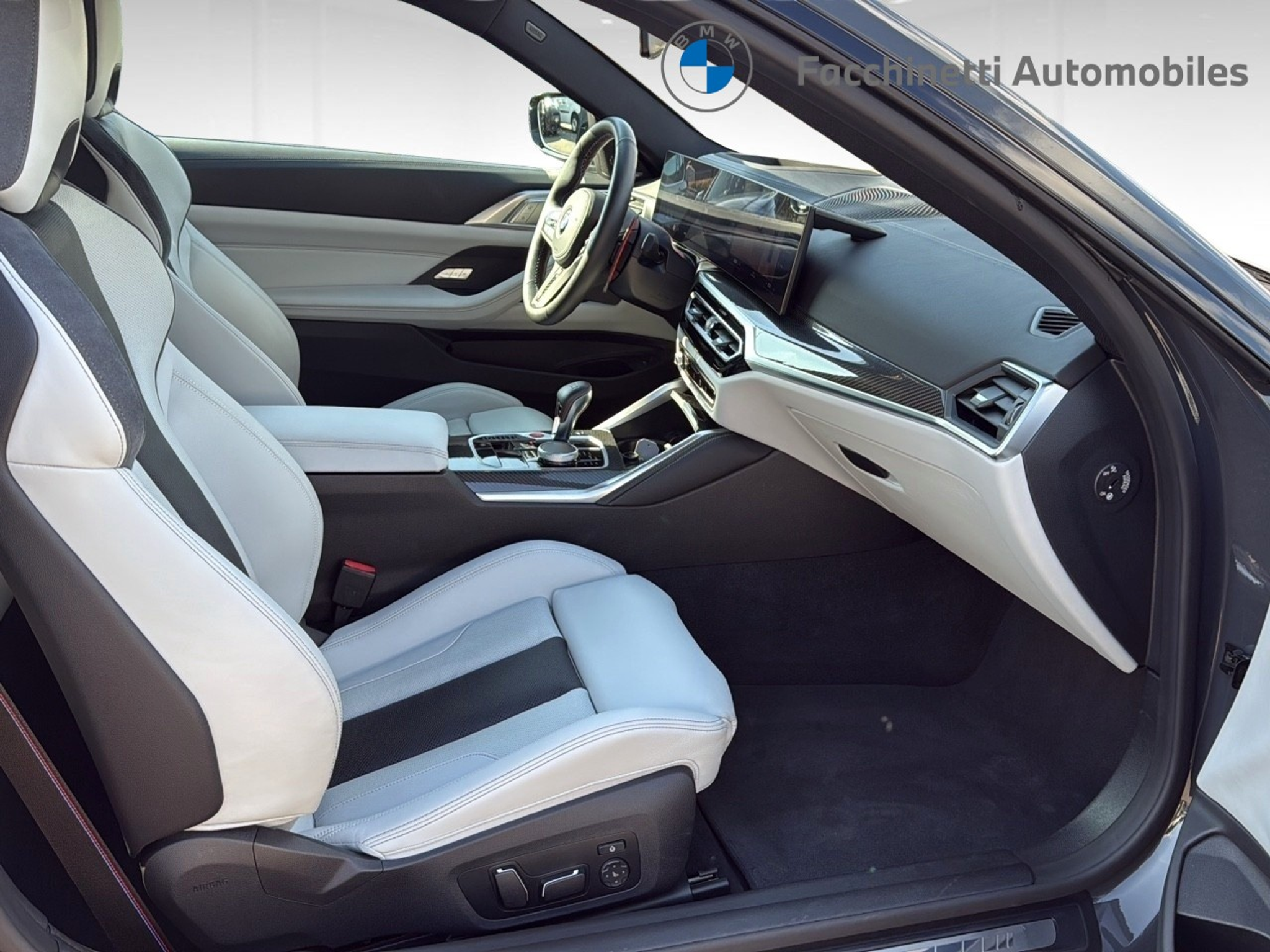 listing desktop thumbnail image 13