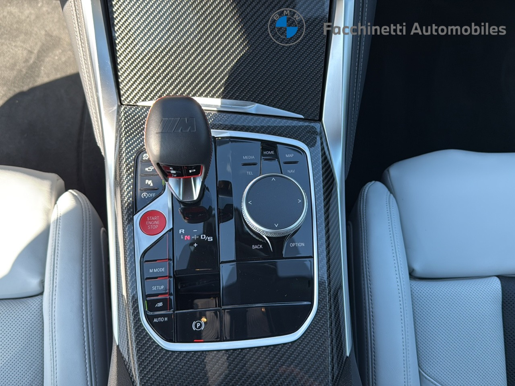 listing desktop thumbnail image 15