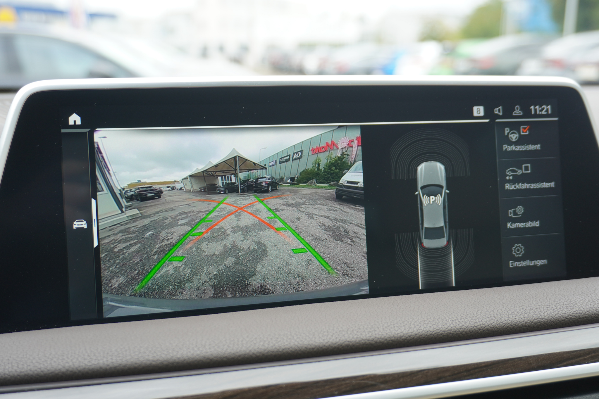 listing desktop thumbnail image 24