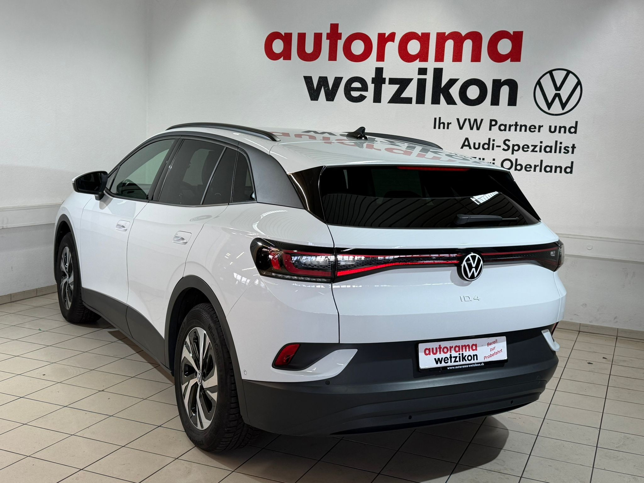 listing desktop thumbnail image 3