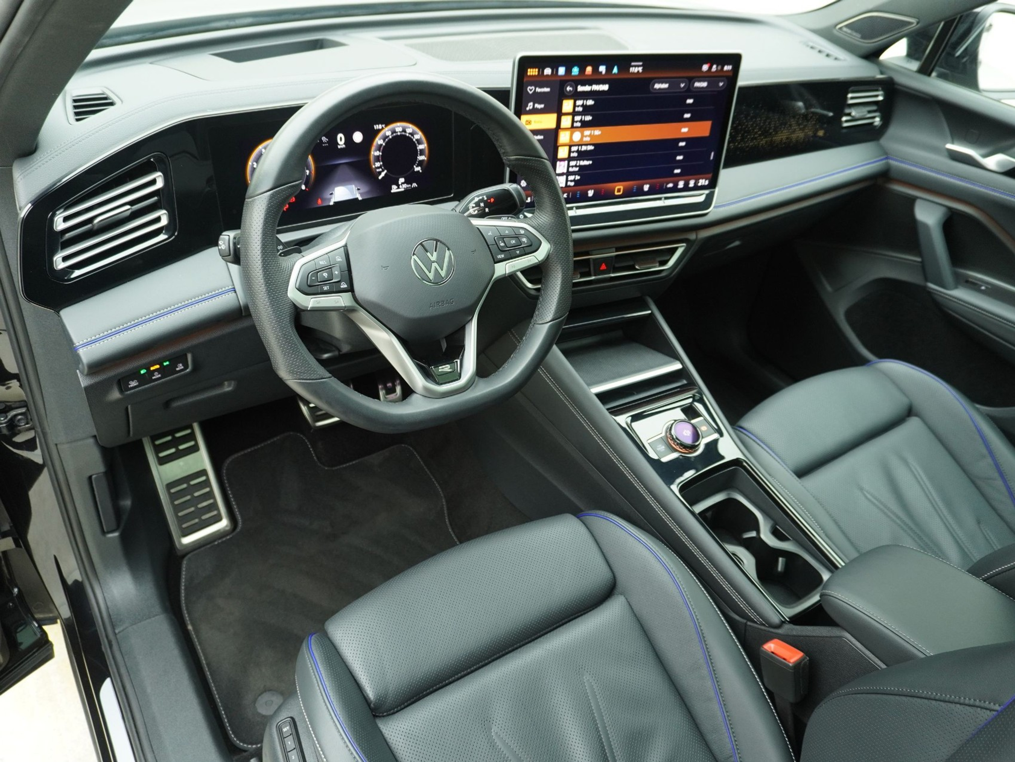 listing desktop thumbnail image 9