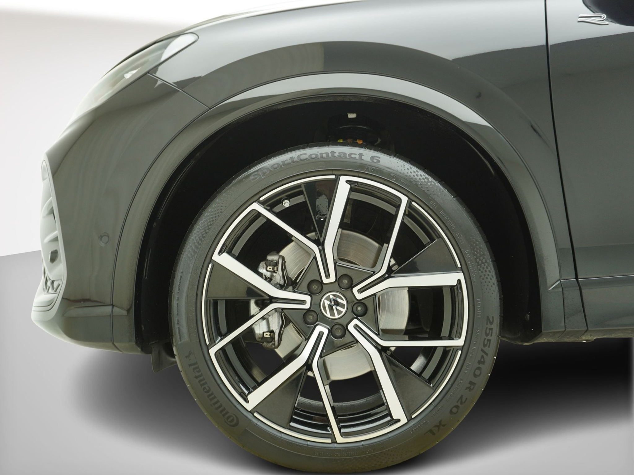 listing desktop thumbnail image 6