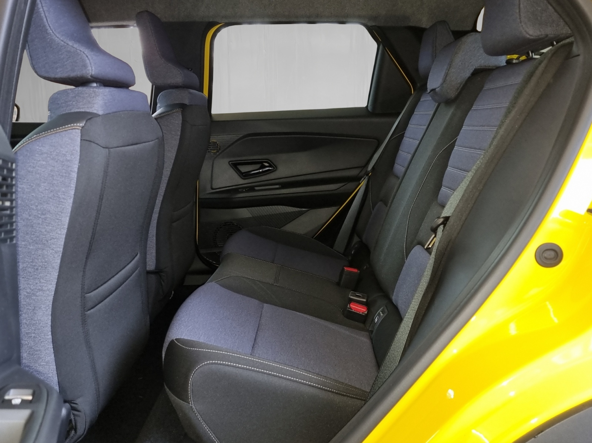 listing desktop thumbnail image 7