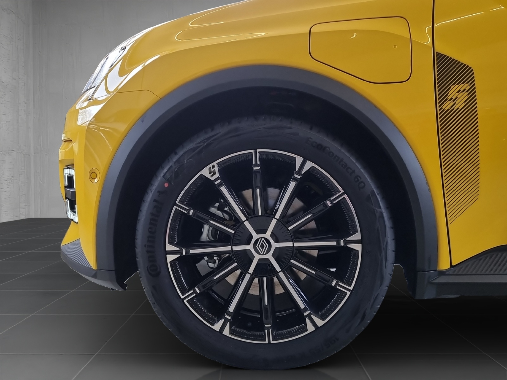 listing desktop thumbnail image 5