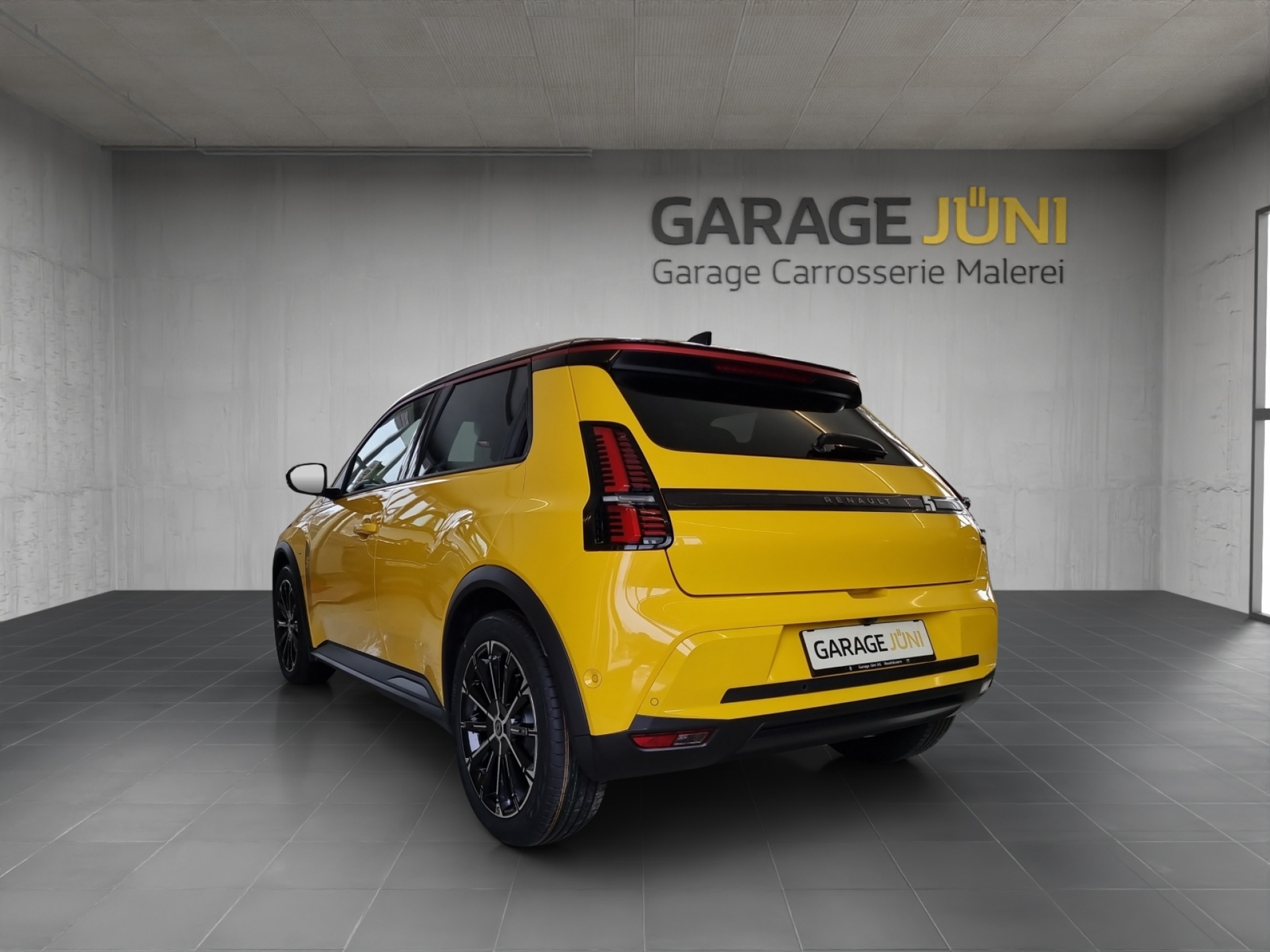 listing desktop thumbnail image 3