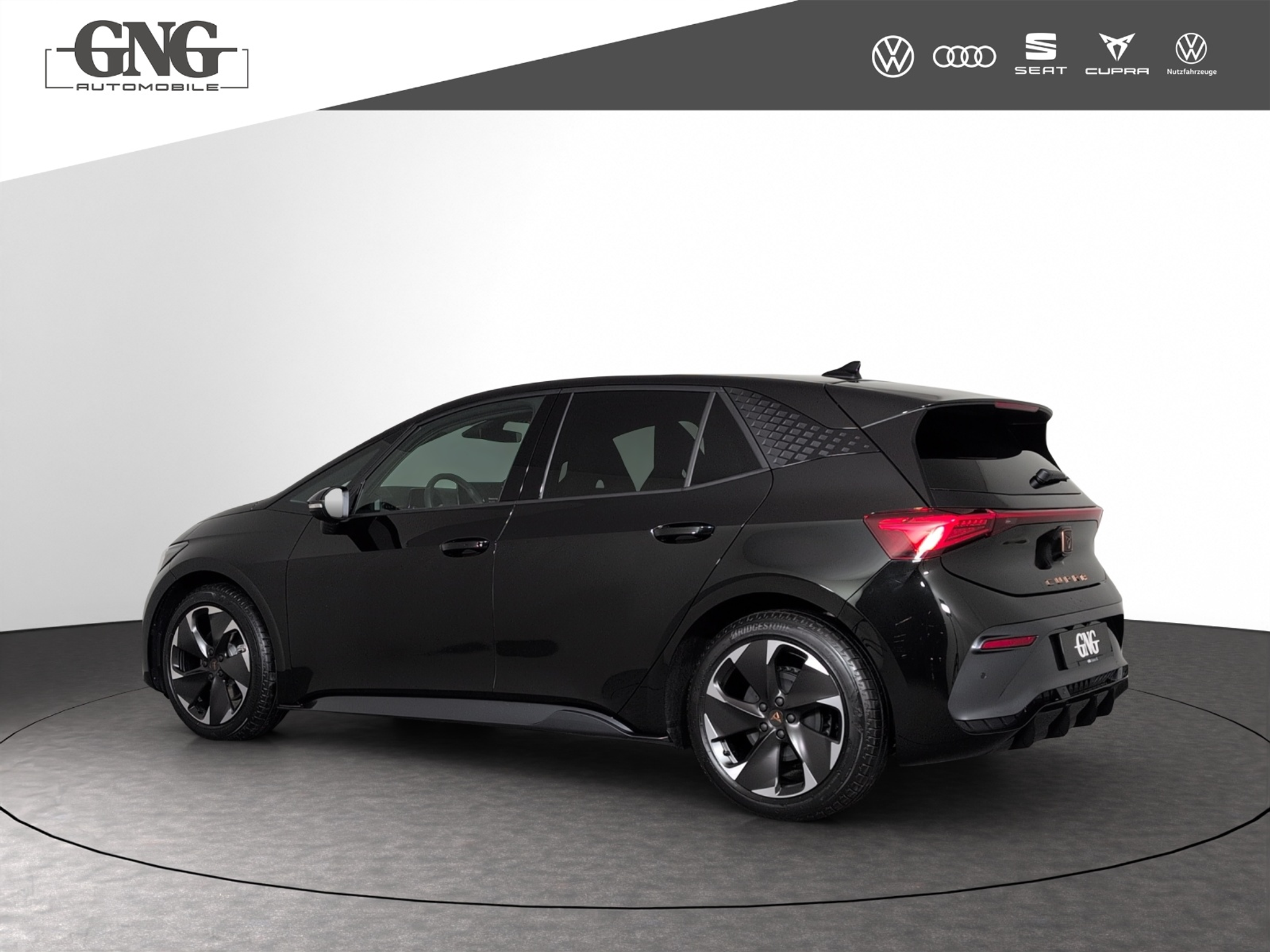 listing desktop thumbnail image 1