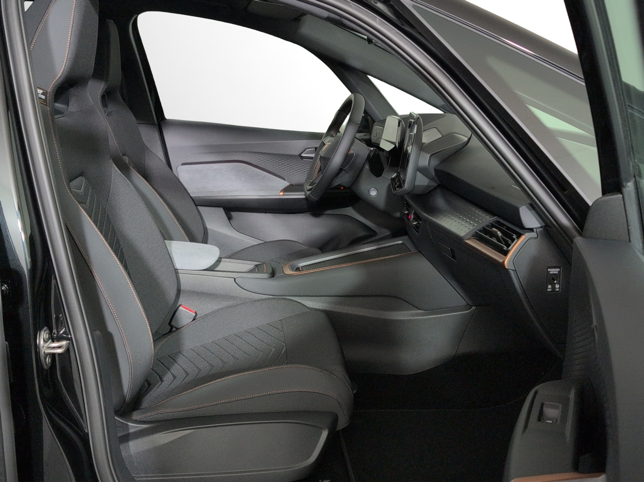 listing desktop thumbnail image 6