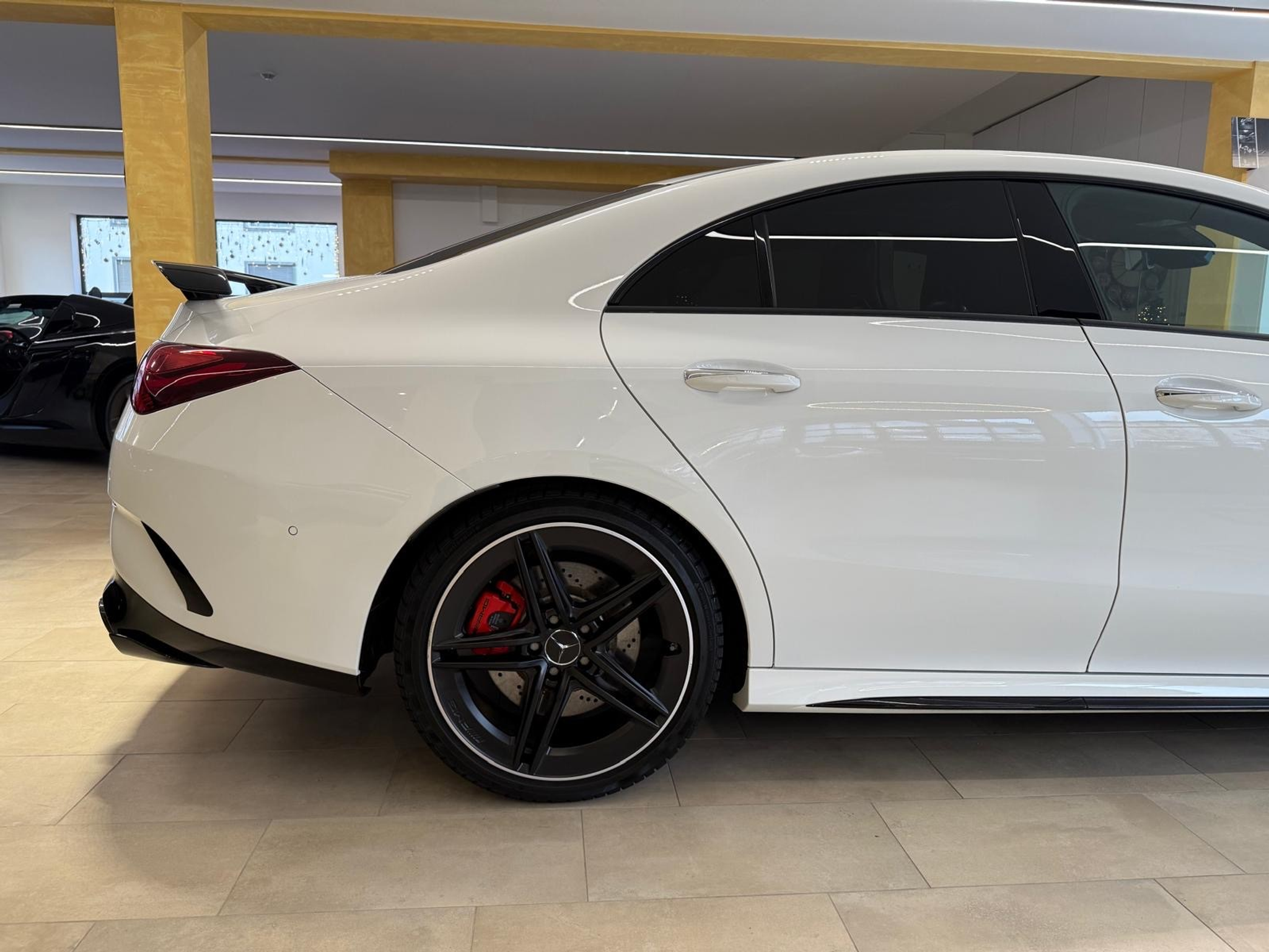 listing desktop thumbnail image 6