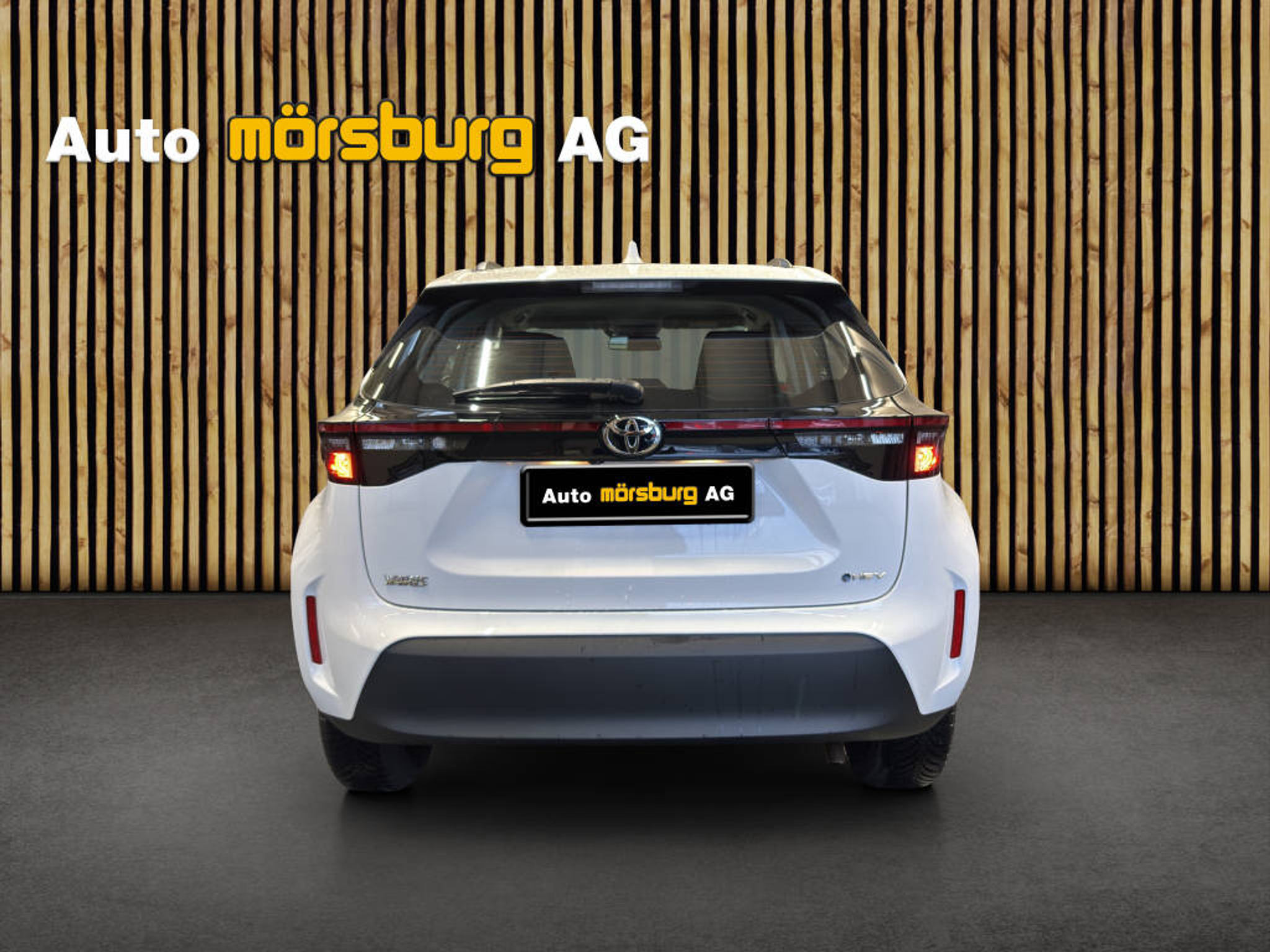 listing desktop thumbnail image 15