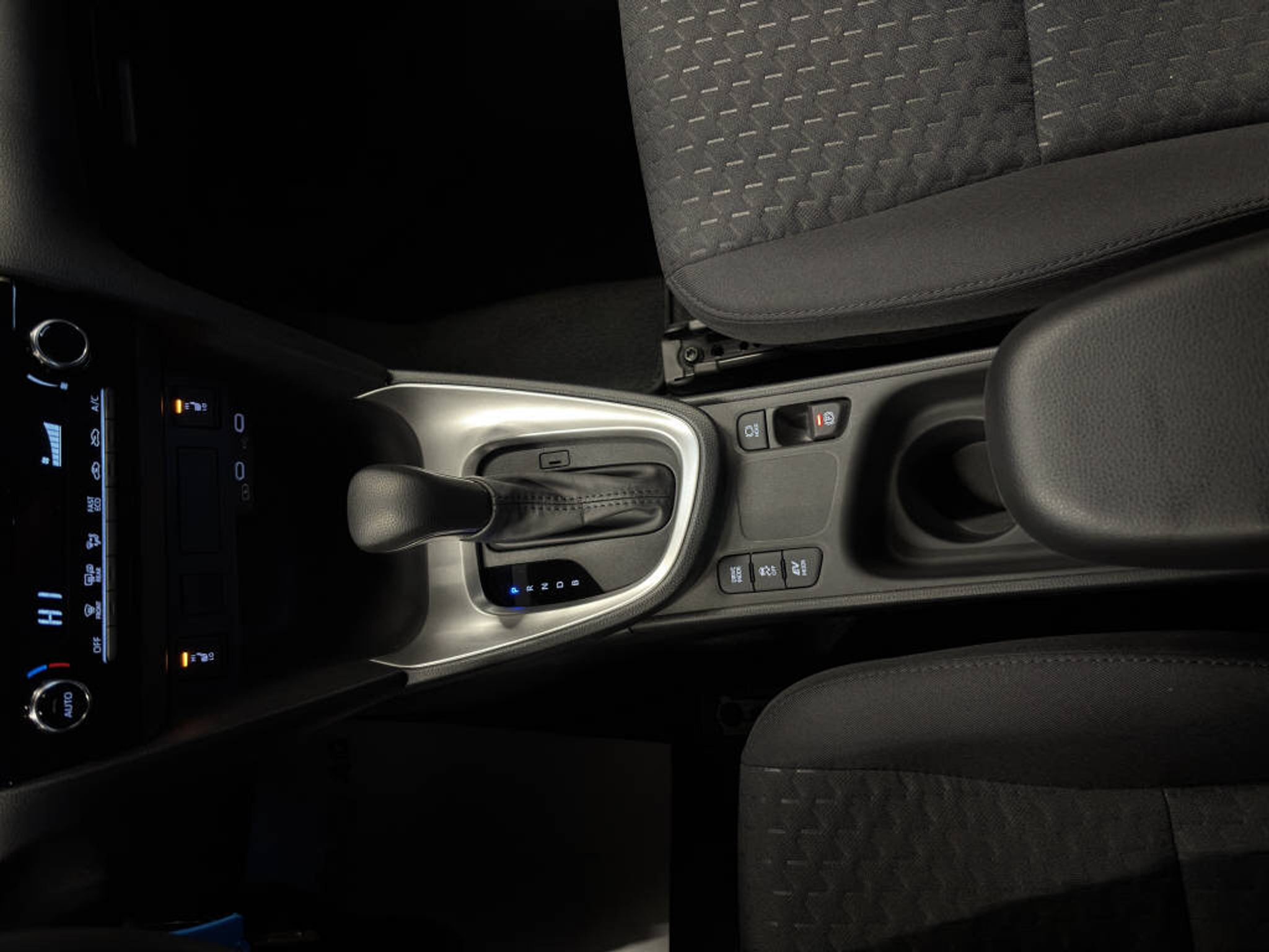 listing desktop thumbnail image 11