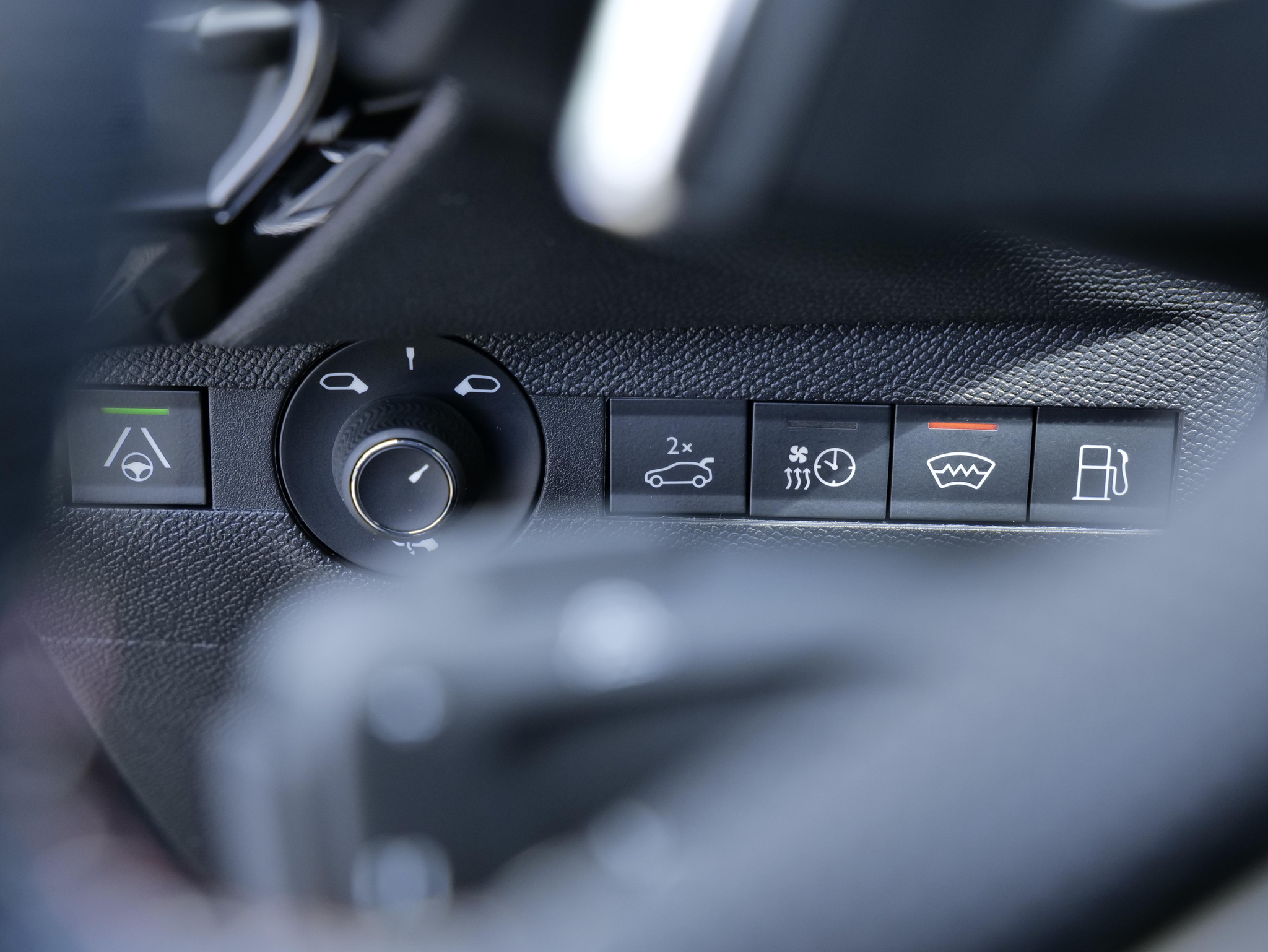 listing desktop thumbnail image 23