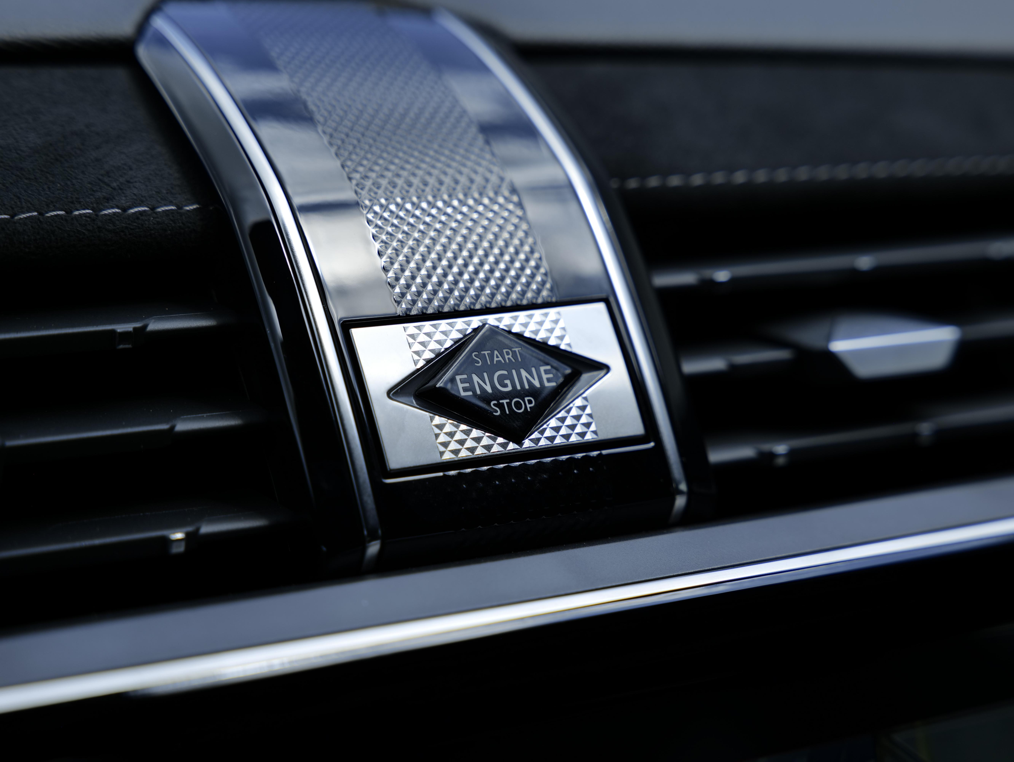 listing desktop thumbnail image 24