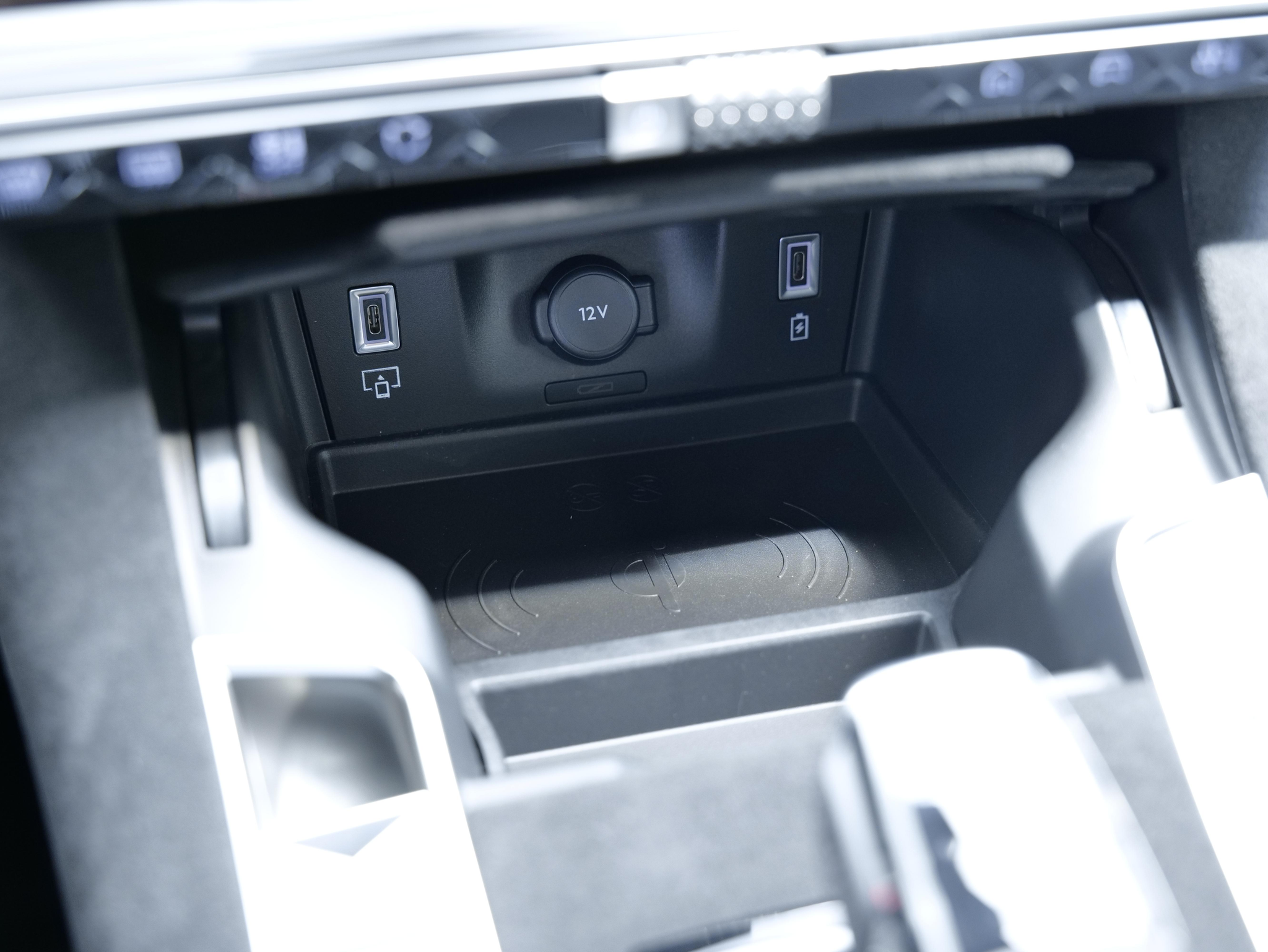 listing desktop thumbnail image 25