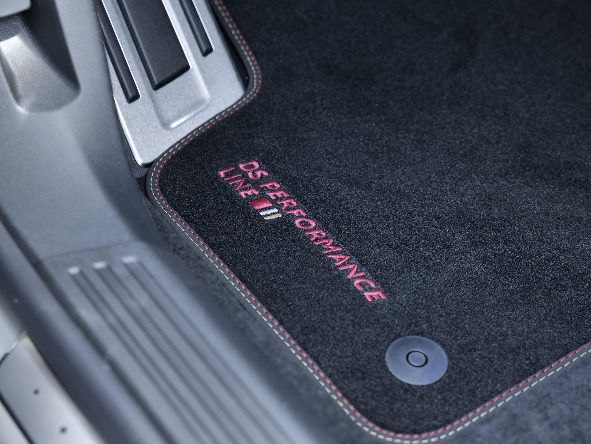 listing desktop thumbnail image 19