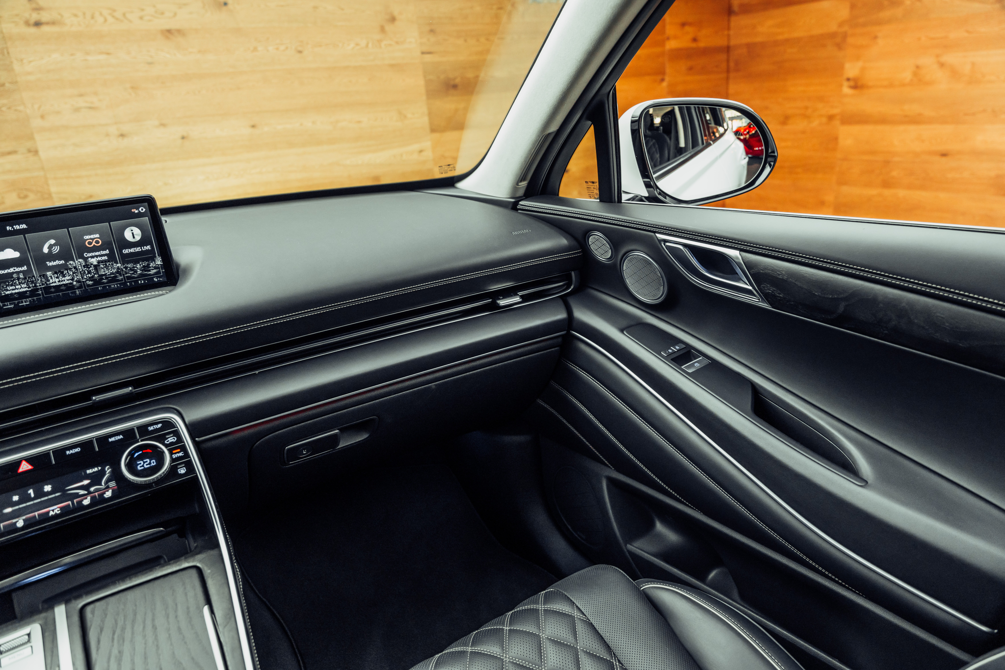 listing desktop thumbnail image 9