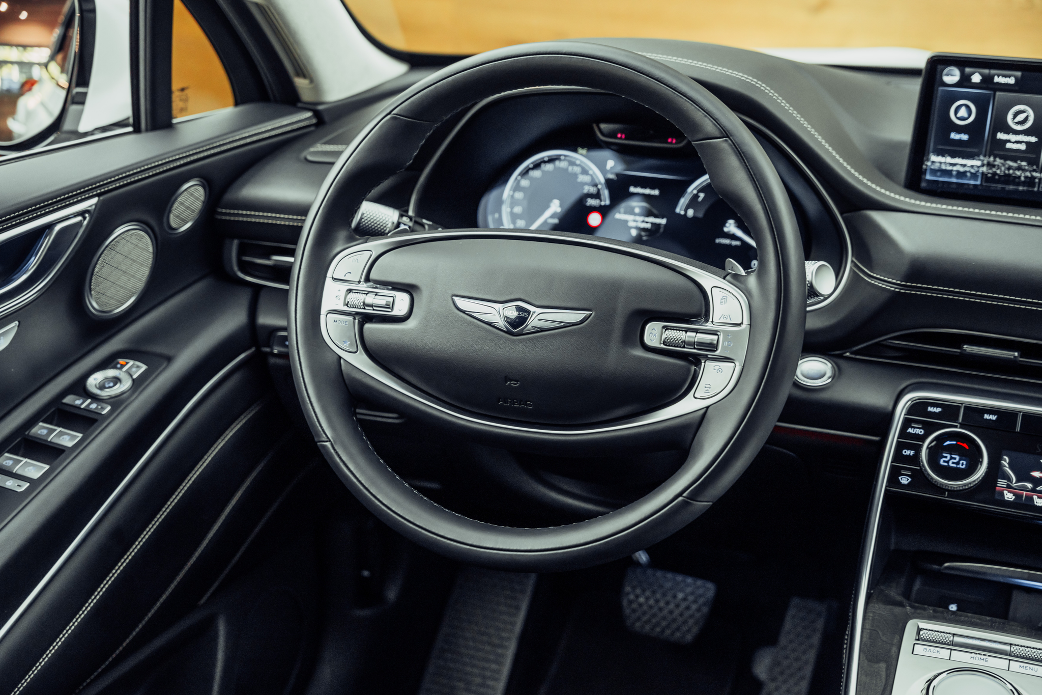 listing desktop thumbnail image 15