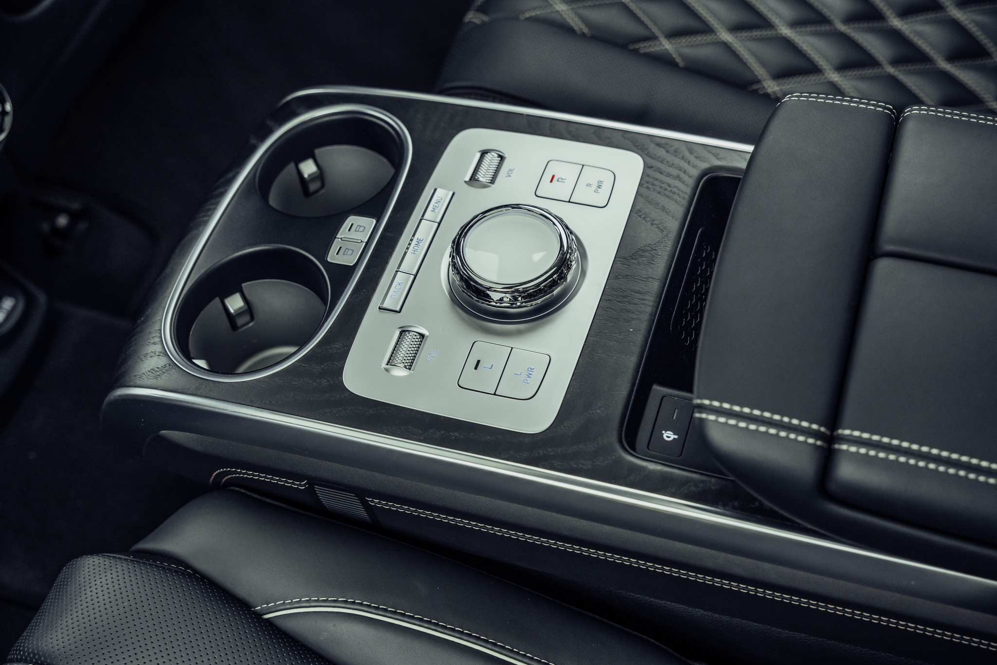 listing desktop thumbnail image 11