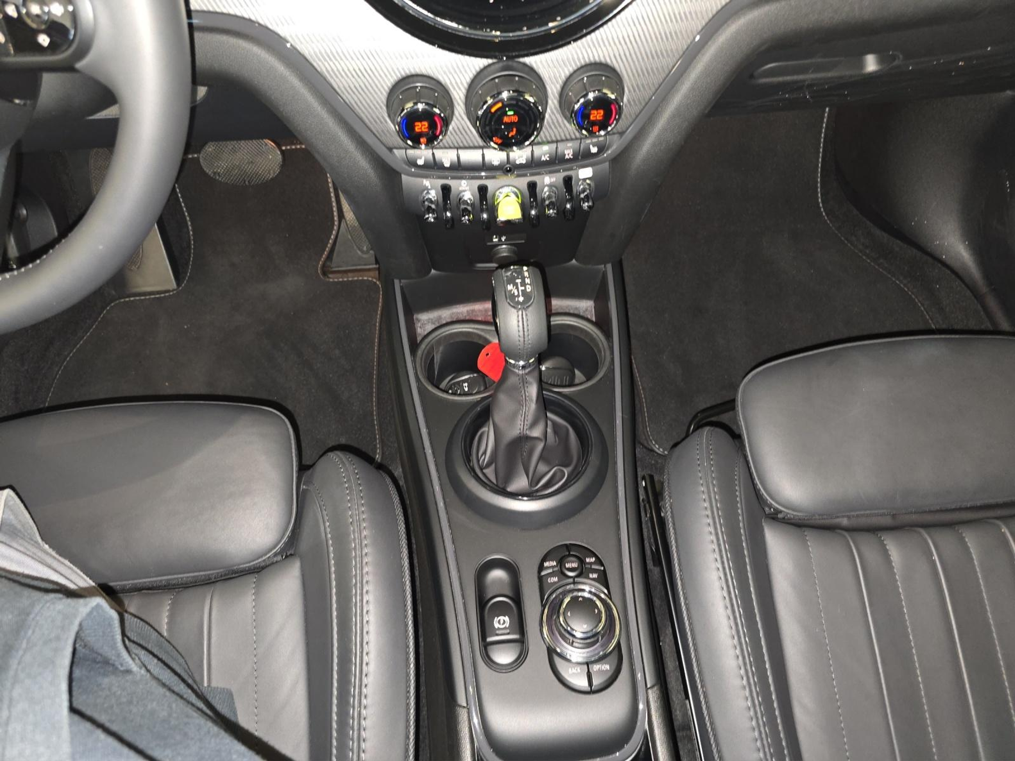 listing desktop thumbnail image 13