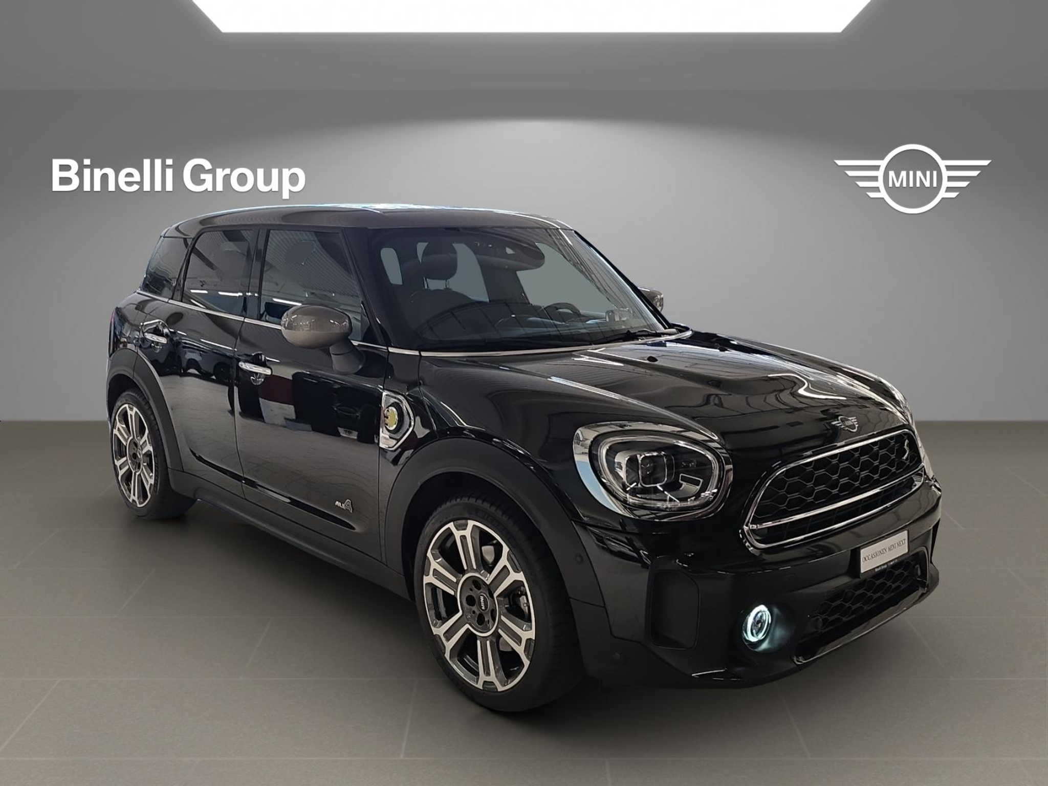 listing desktop thumbnail image 6