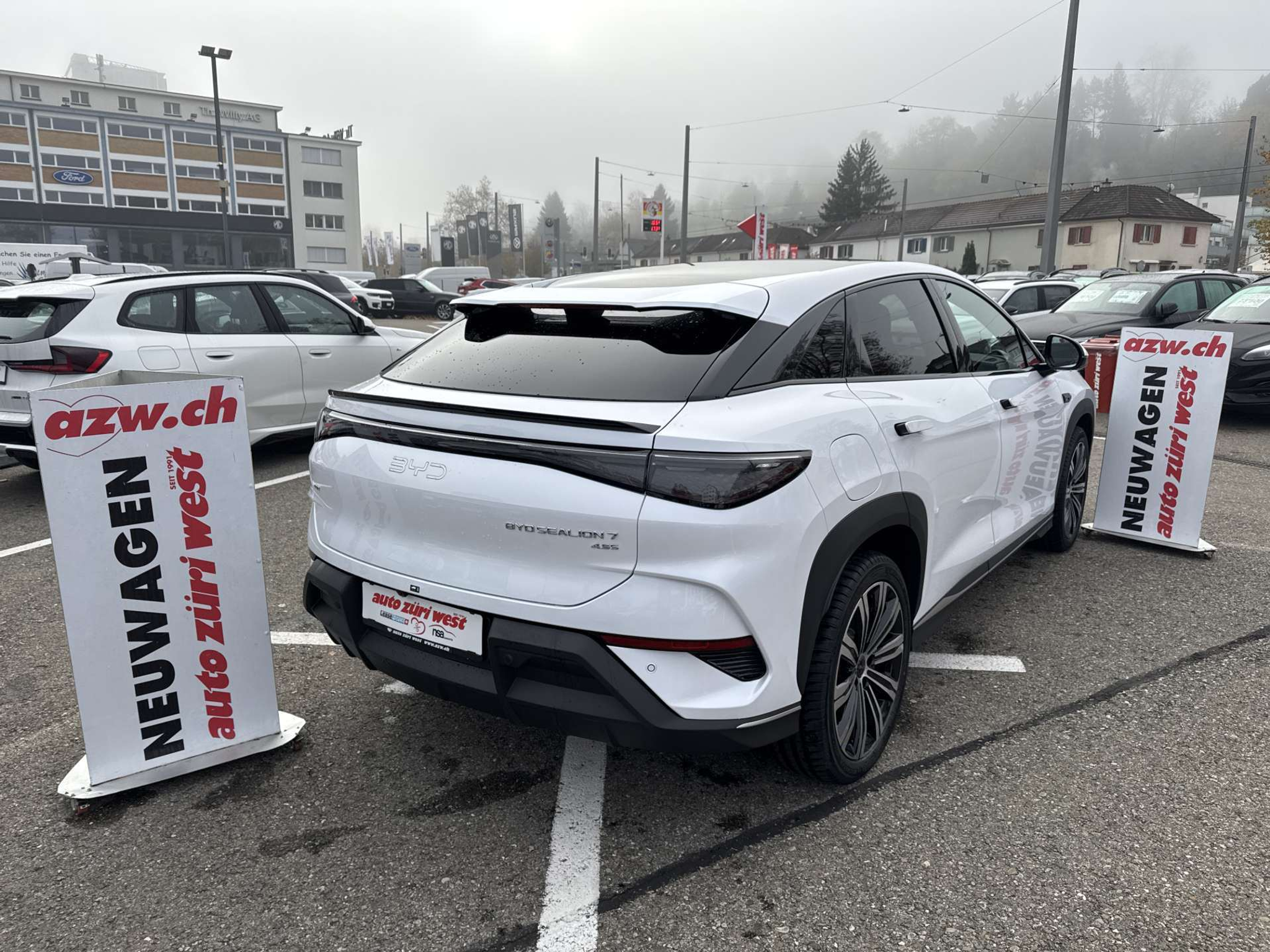 listing desktop thumbnail image 2