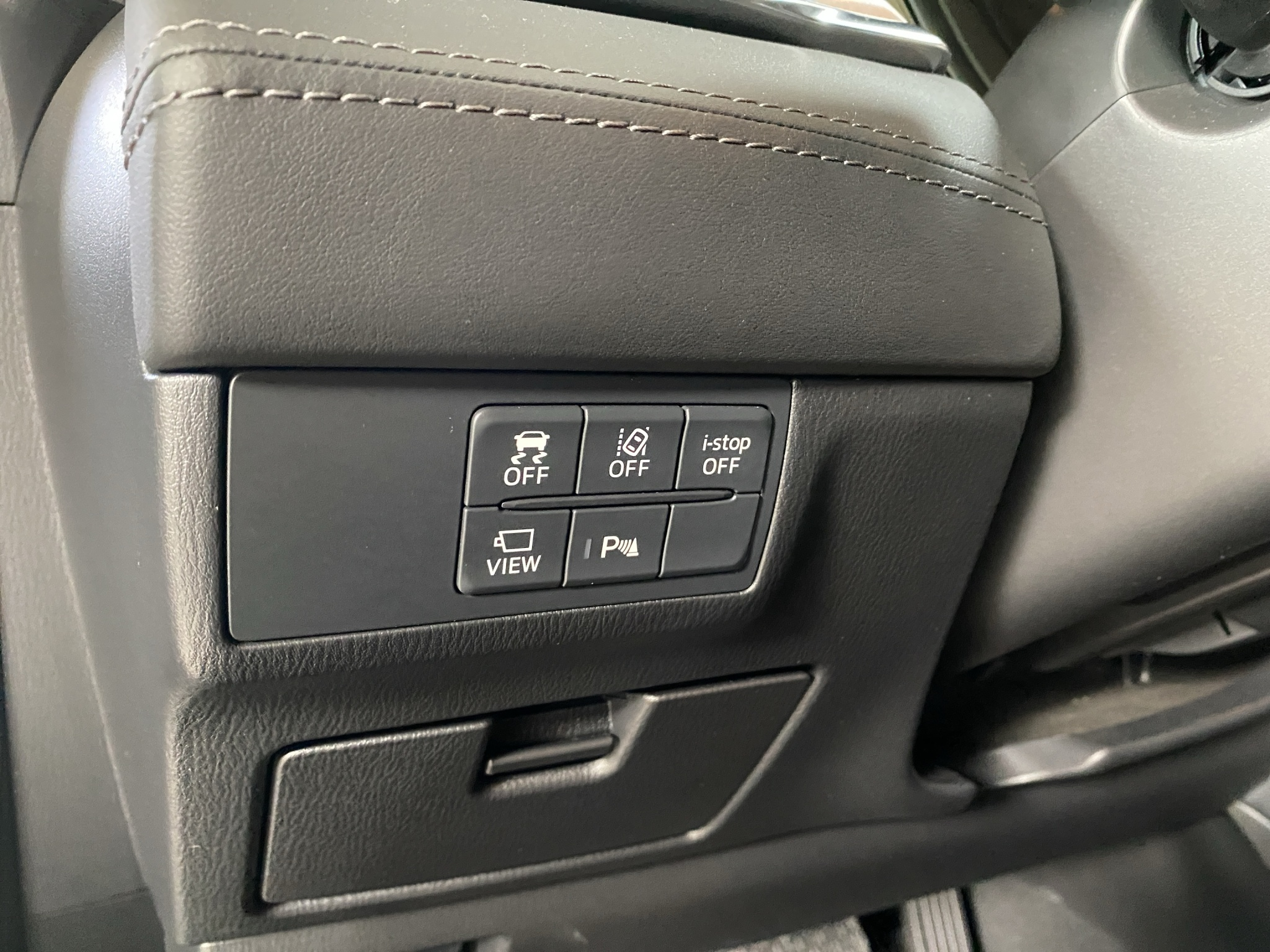 listing desktop thumbnail image 15