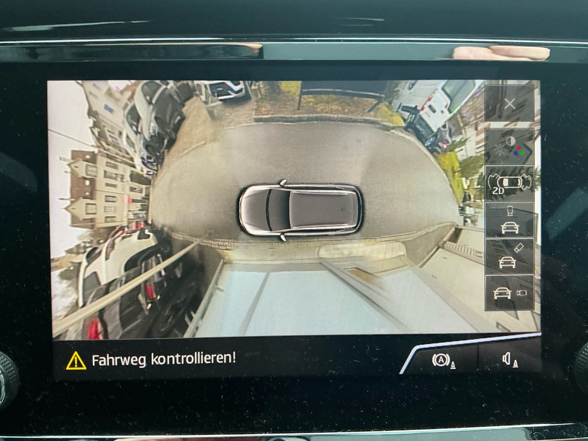 listing desktop thumbnail image 19