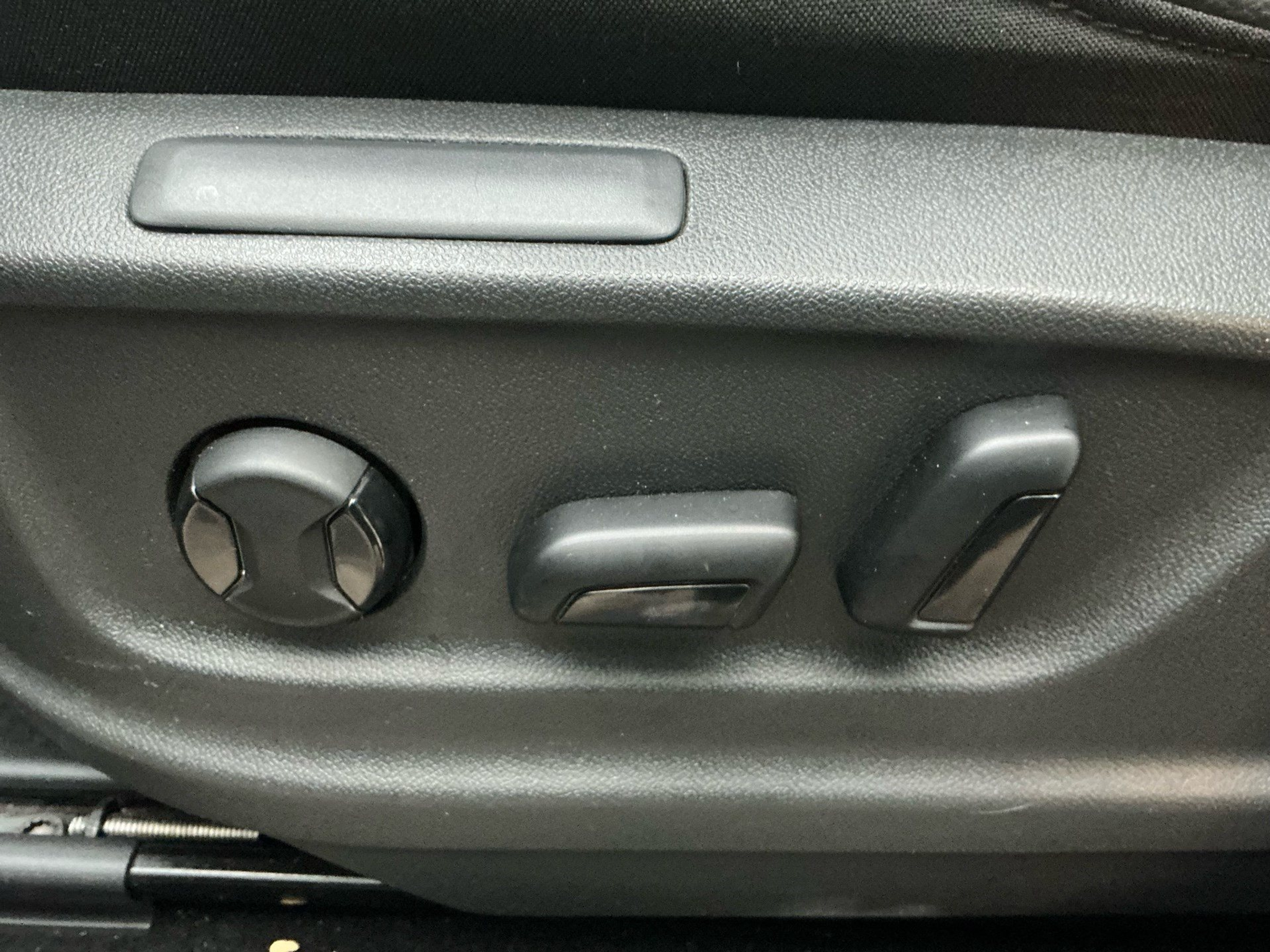 listing desktop thumbnail image 29