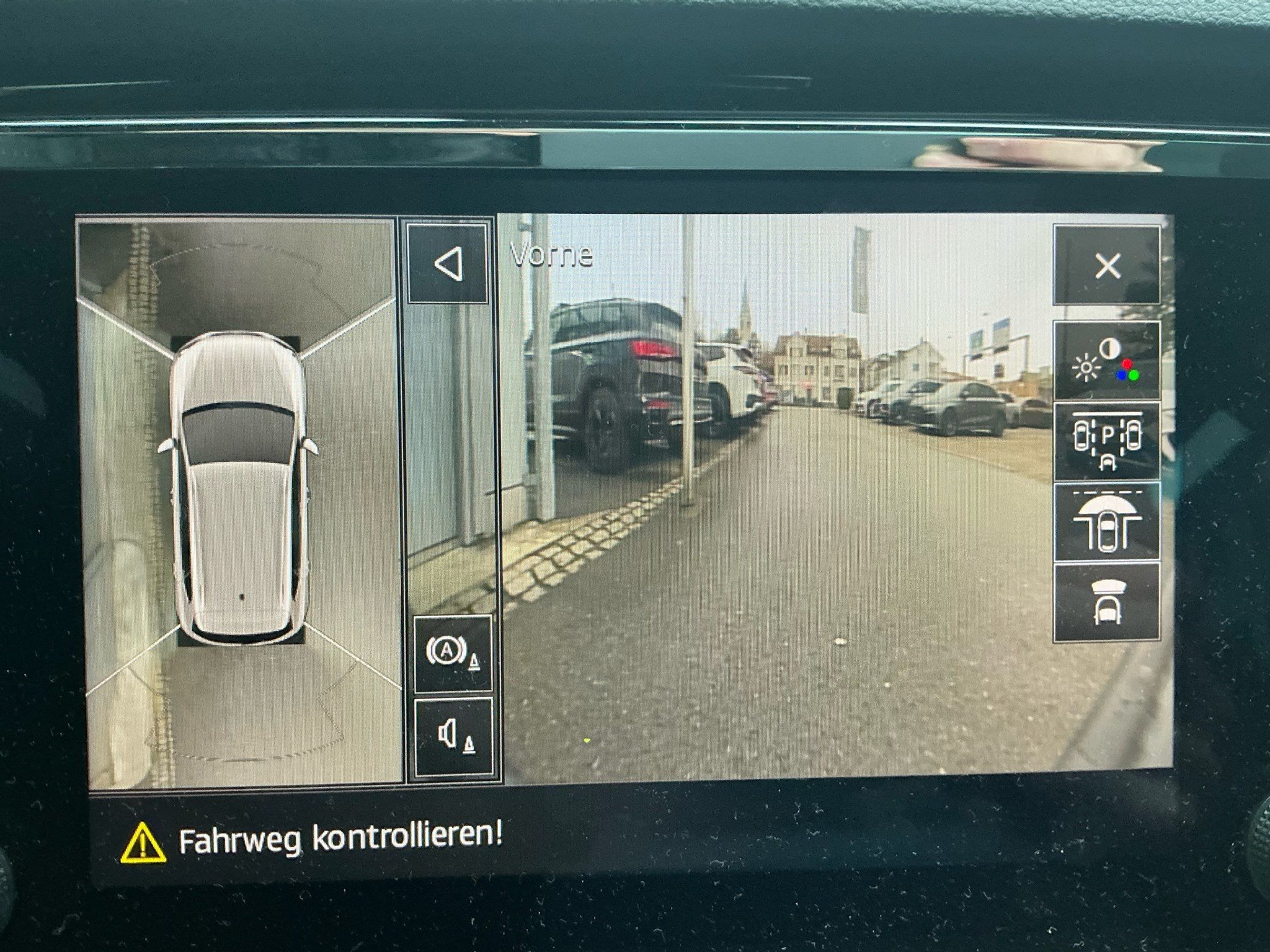 listing desktop thumbnail image 18