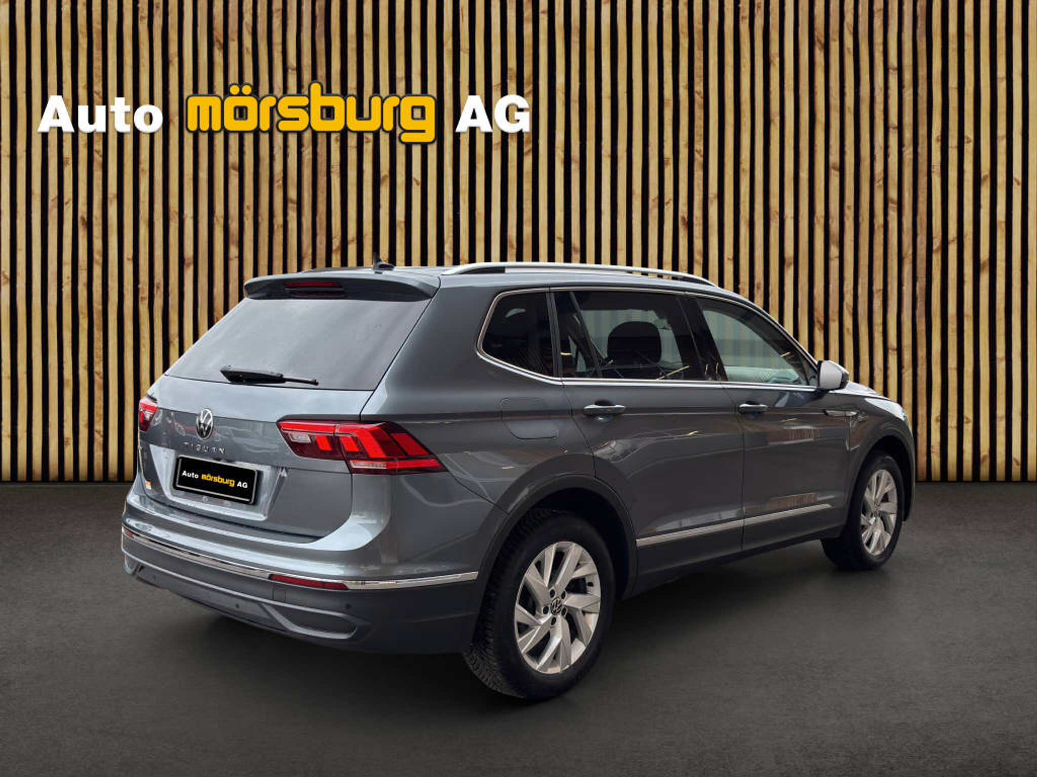 listing desktop thumbnail image 2