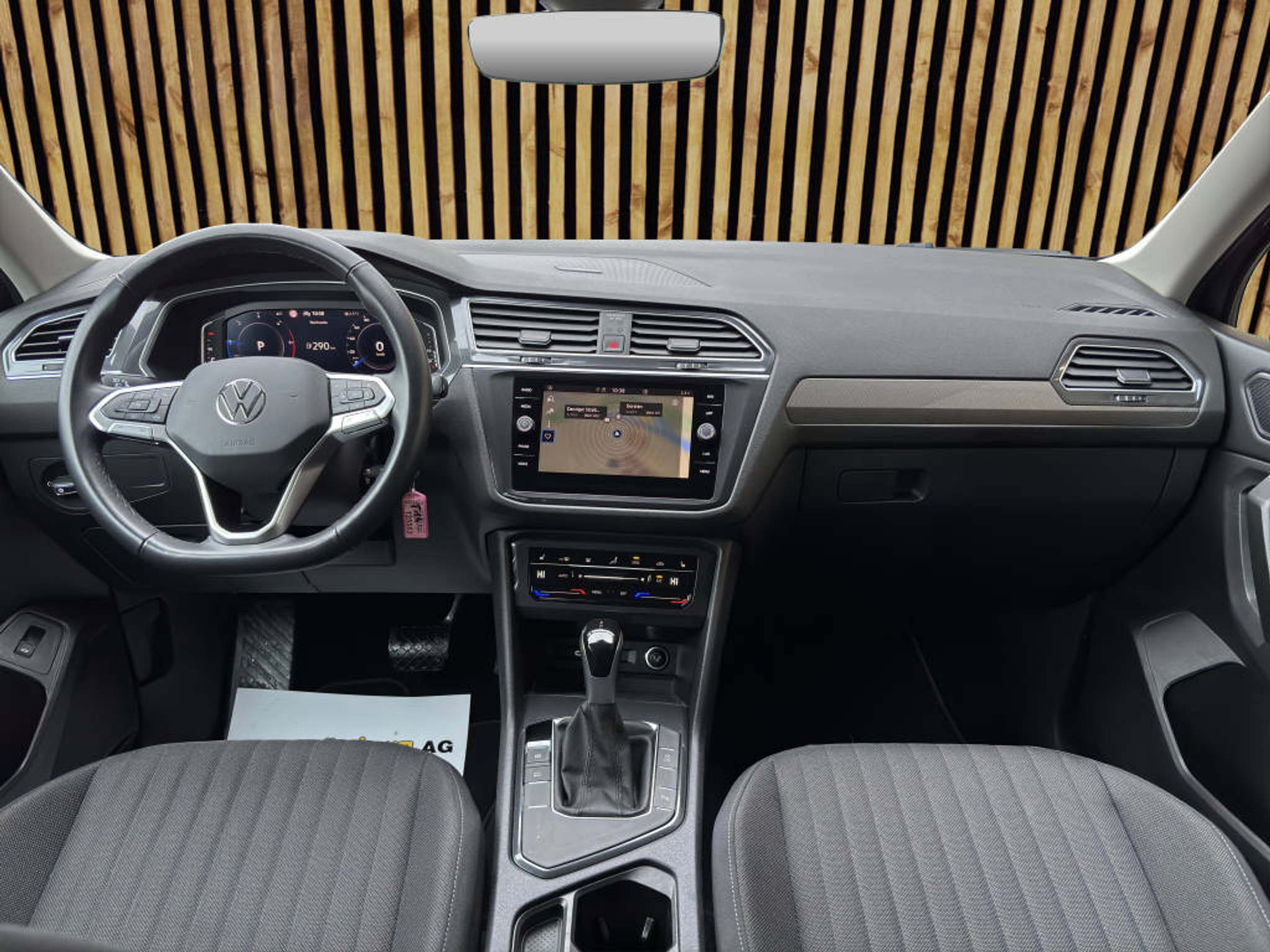 listing desktop thumbnail image 7