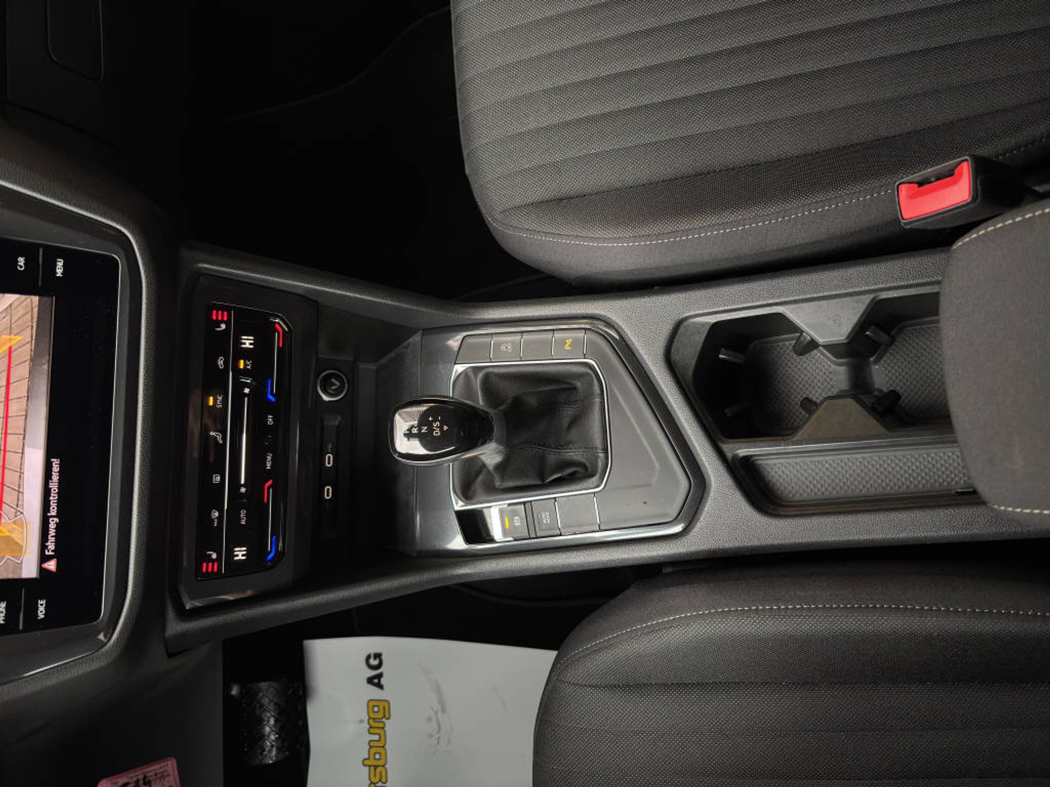 listing desktop thumbnail image 12