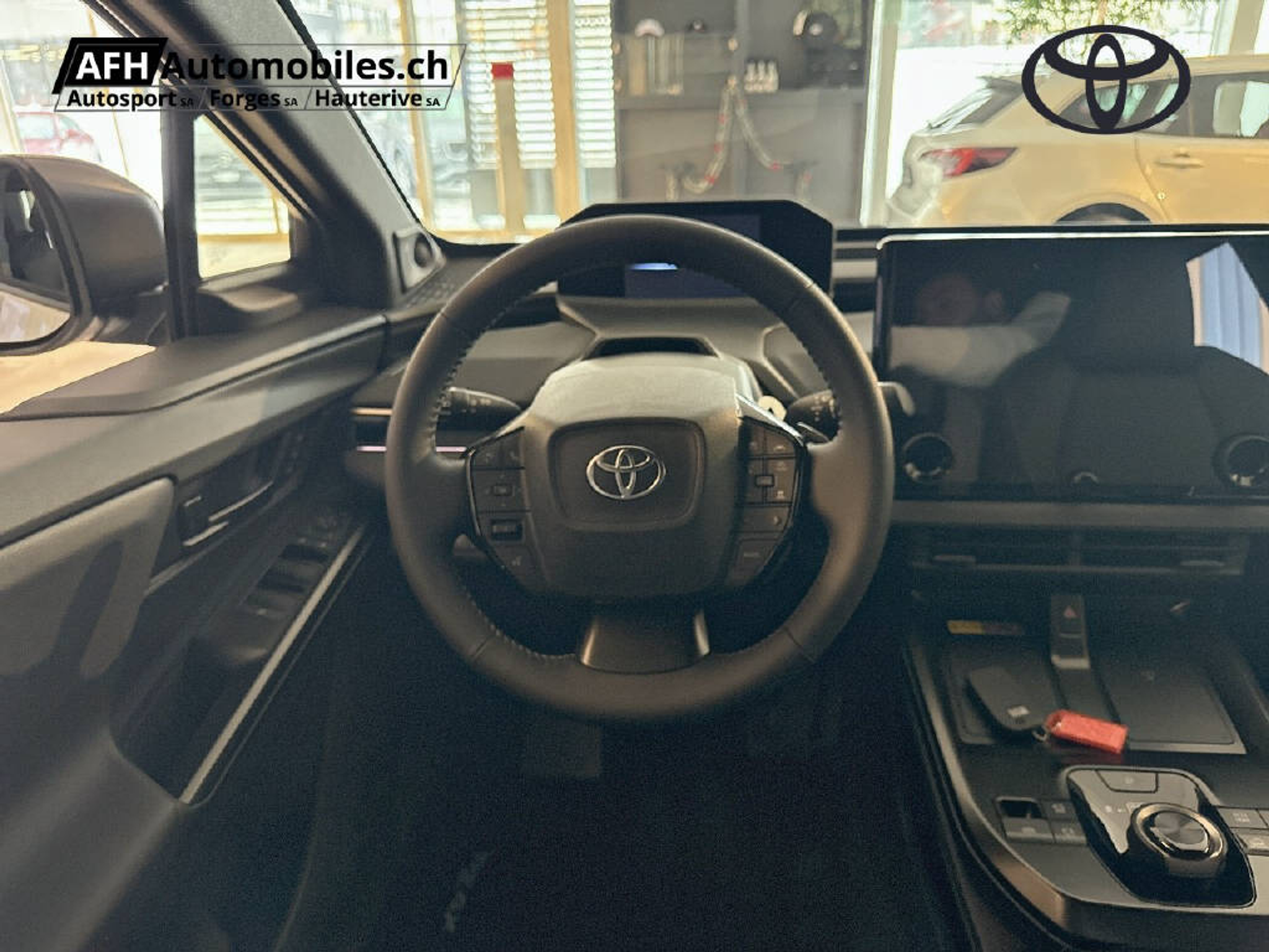 listing desktop thumbnail image 9