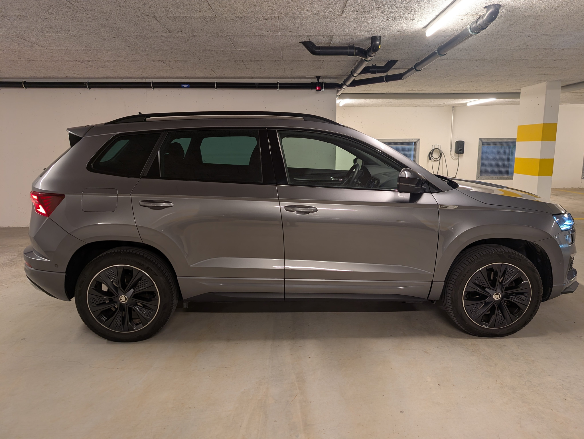 listing desktop thumbnail image 5