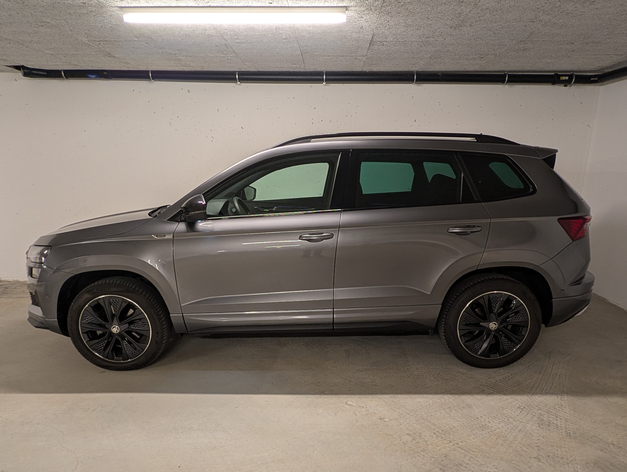 listing desktop thumbnail image 3