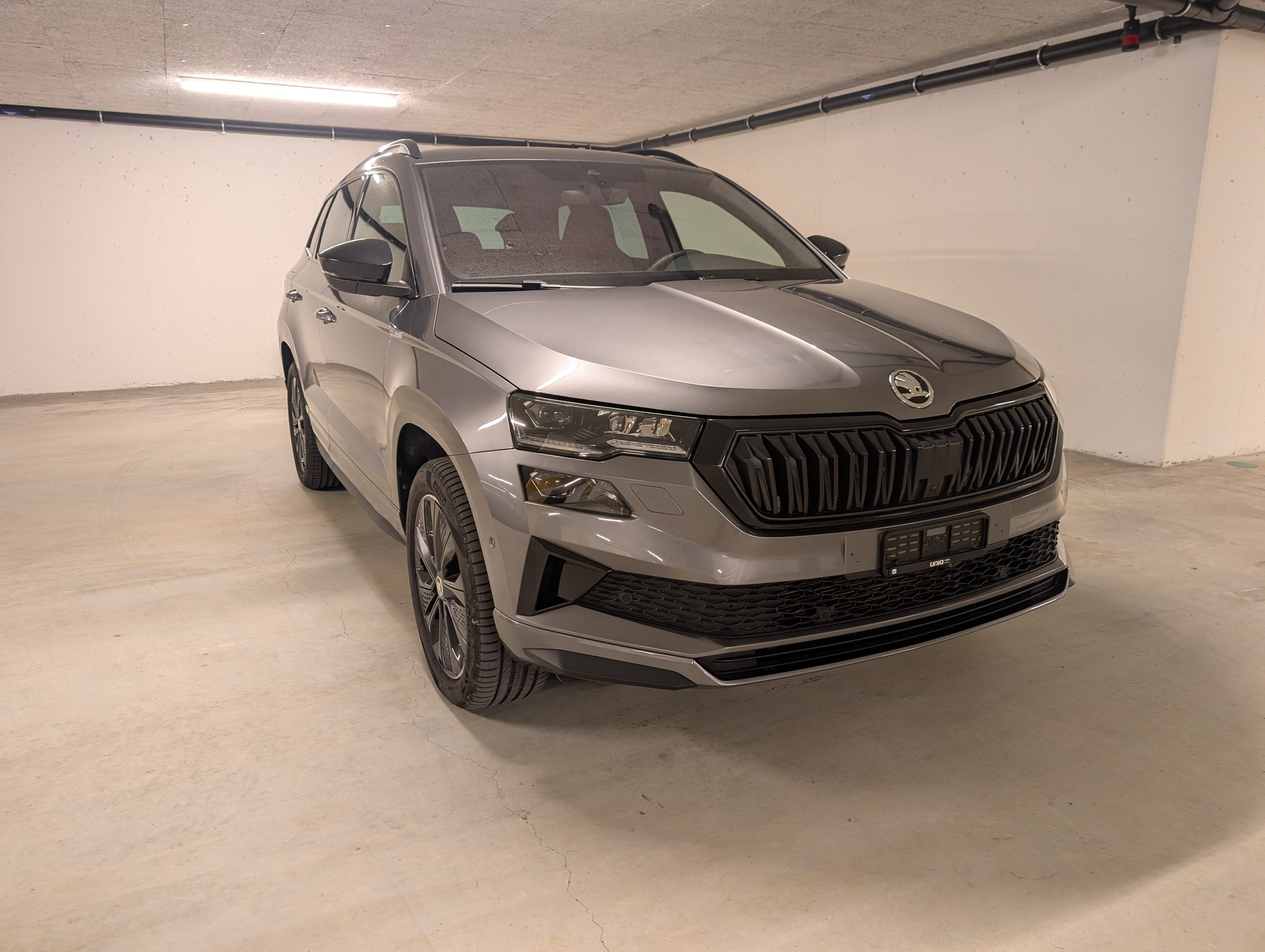 listing desktop thumbnail image 4