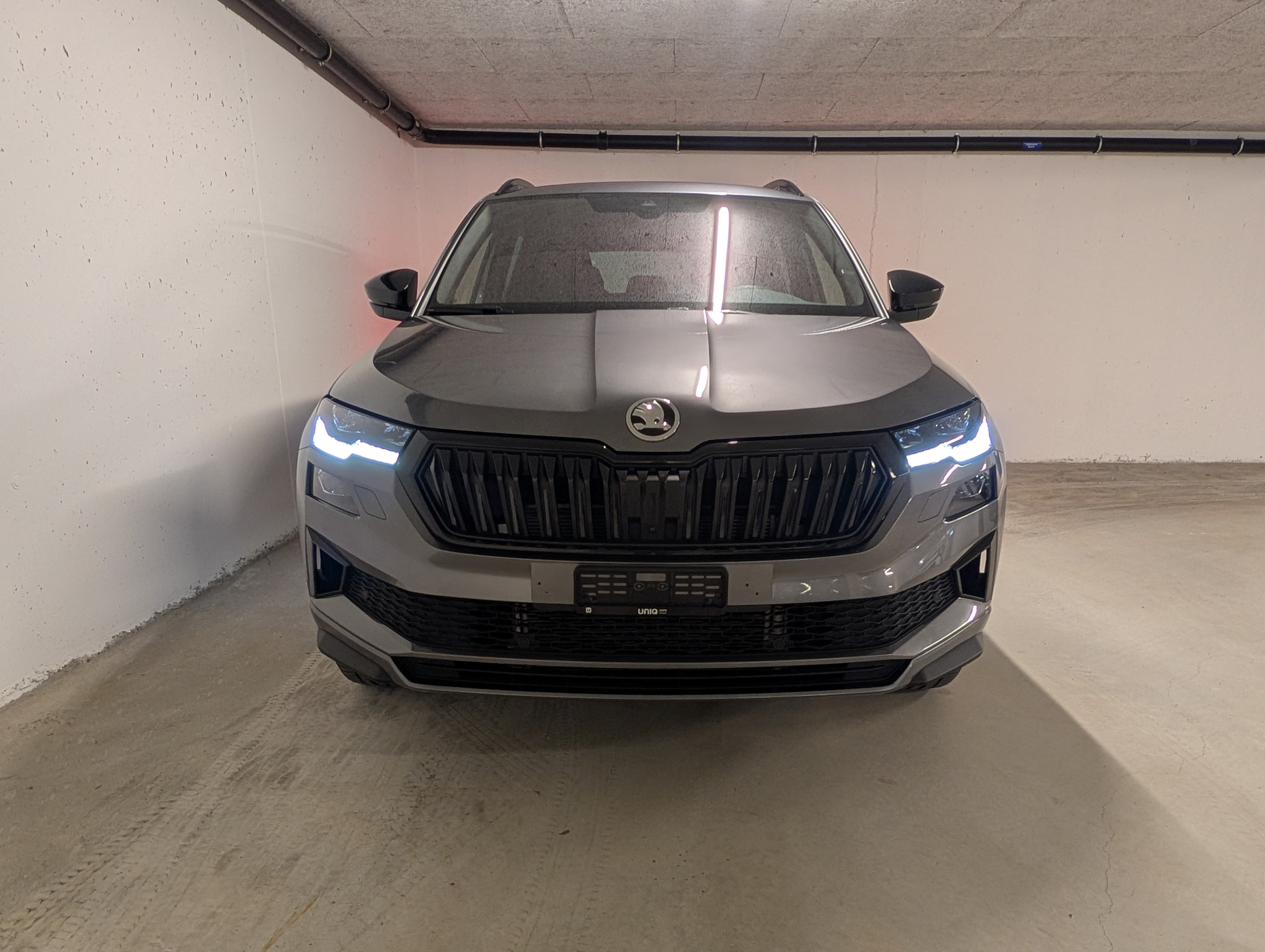 listing desktop thumbnail image 1