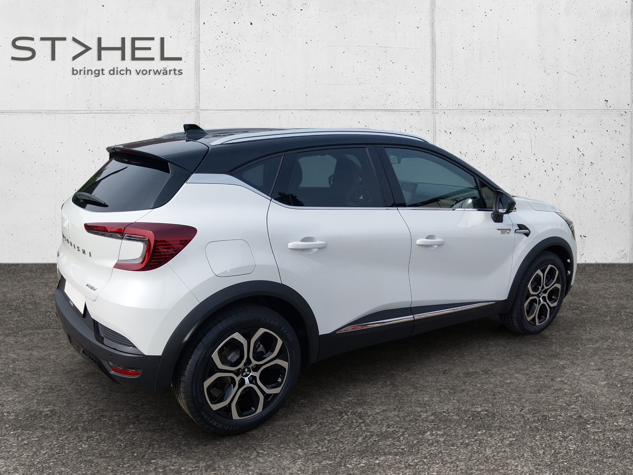 listing desktop thumbnail image 4