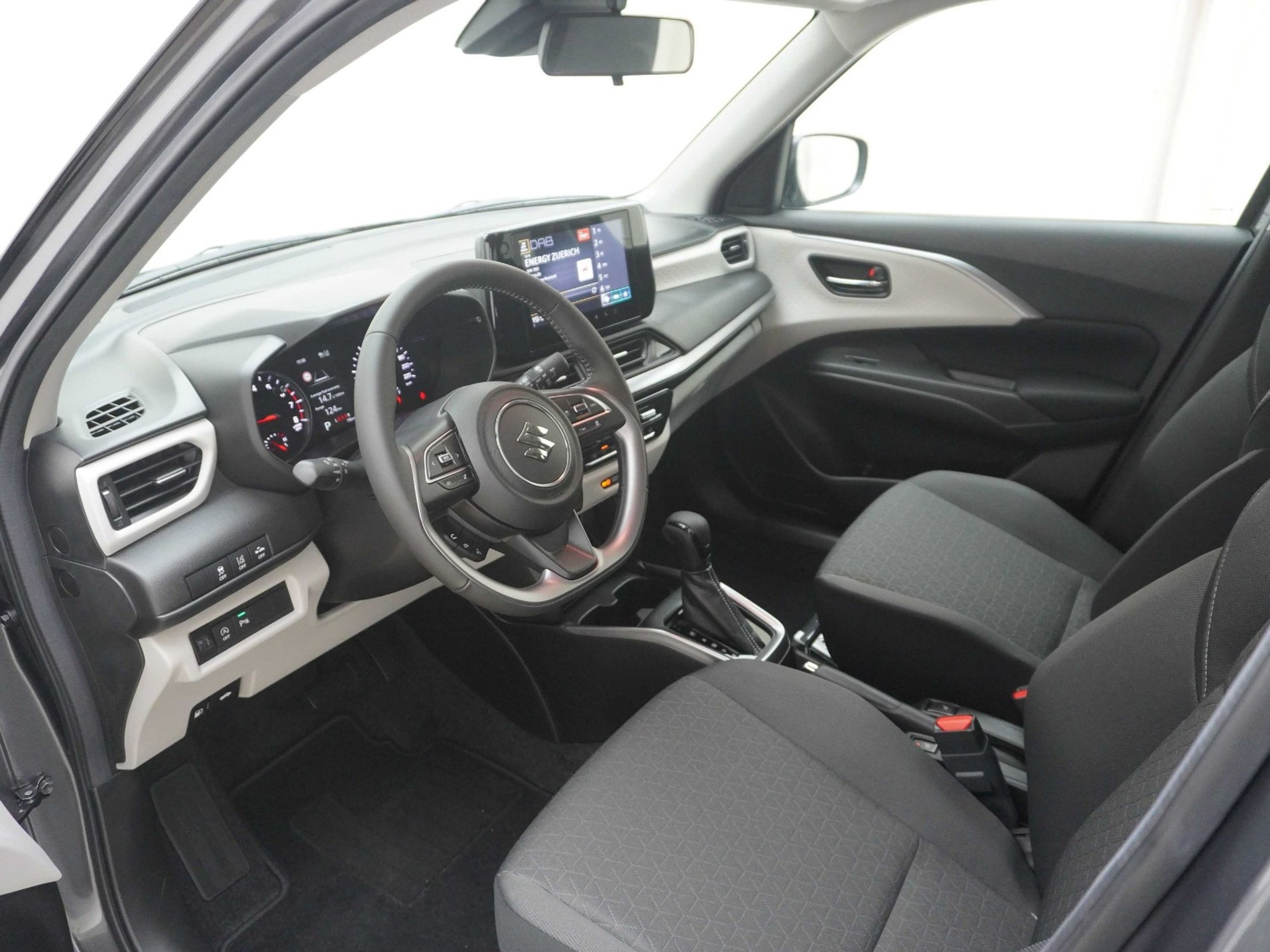 listing desktop thumbnail image 7