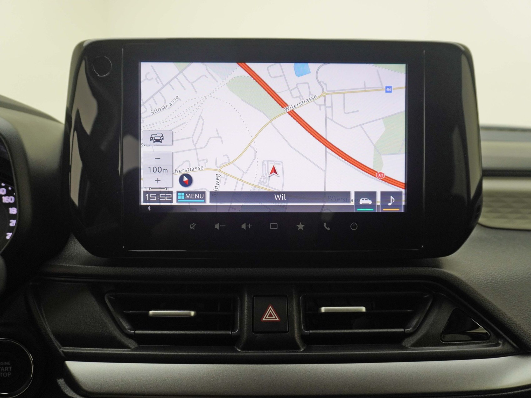 listing desktop thumbnail image 12