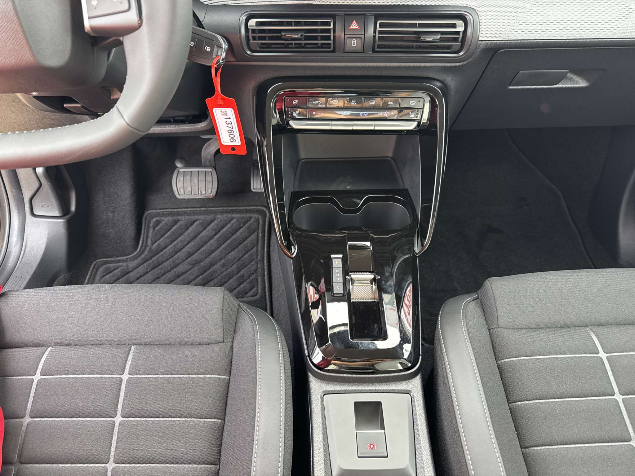 listing desktop thumbnail image 11