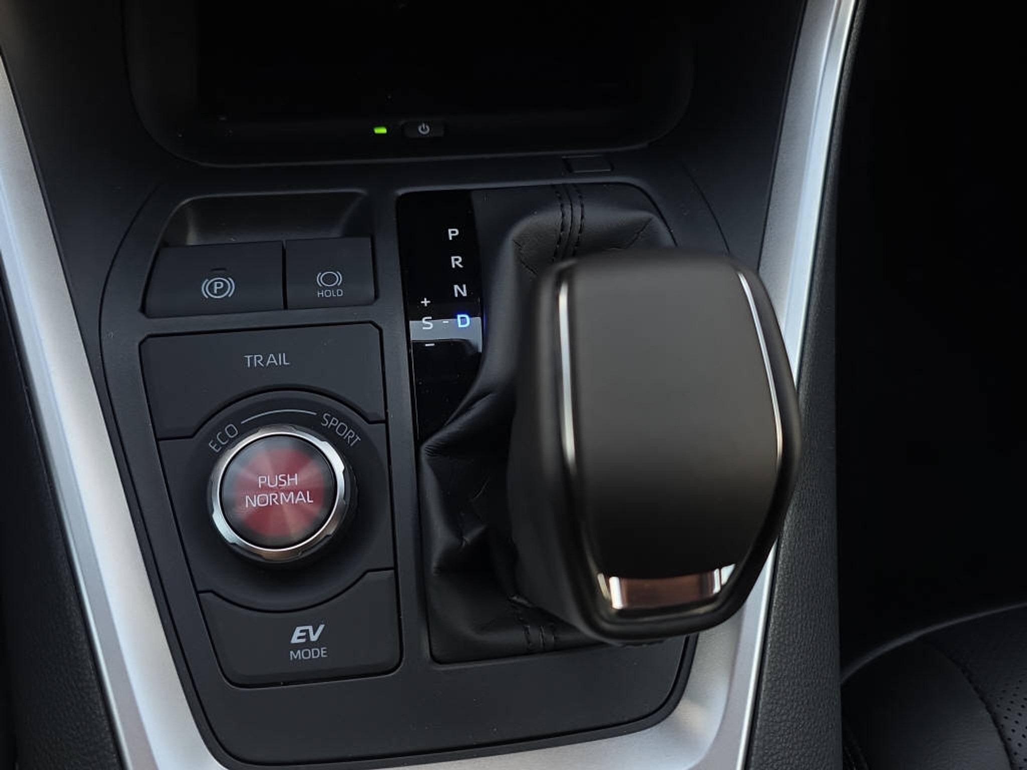 listing desktop thumbnail image 25