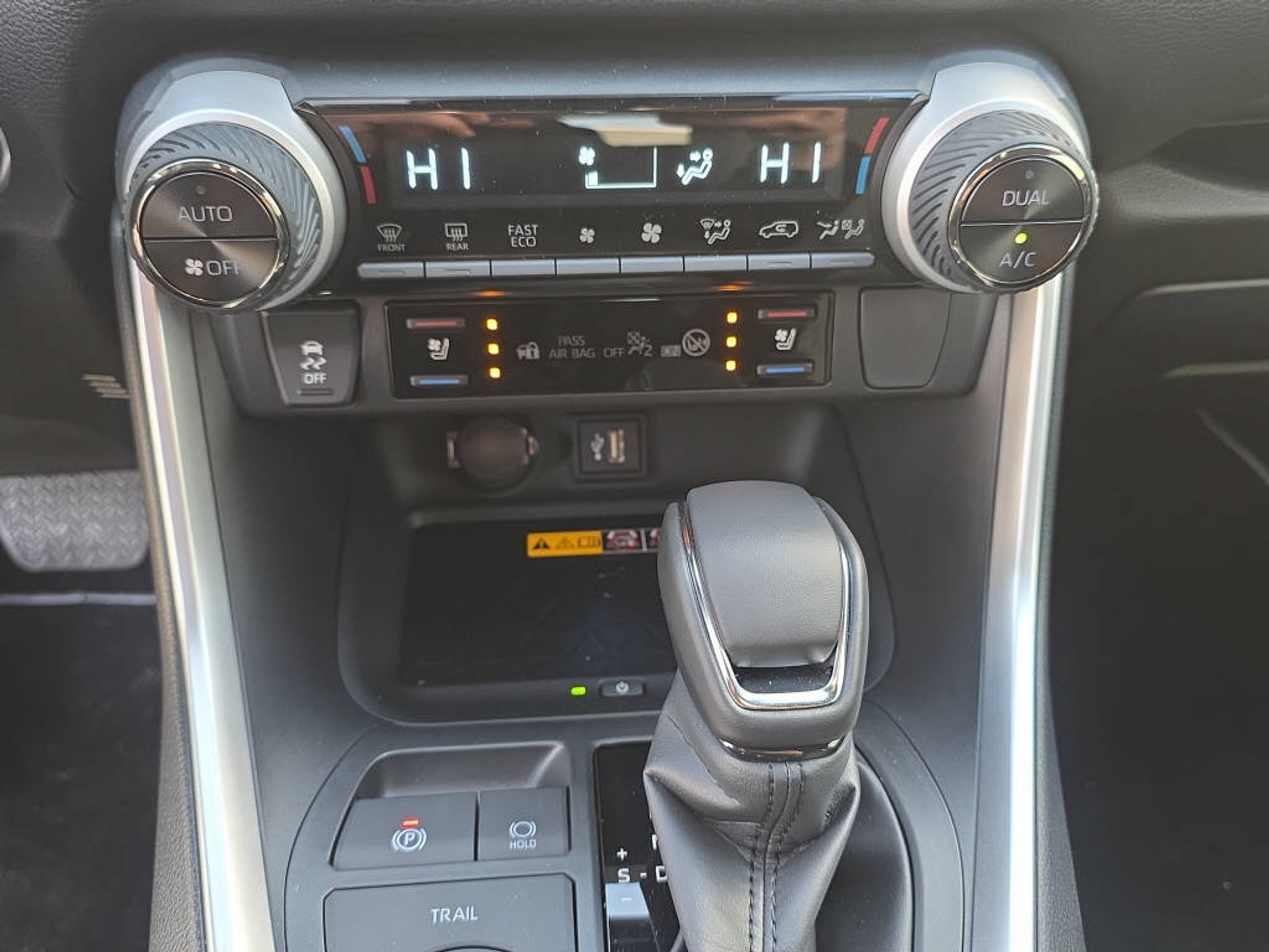 listing desktop thumbnail image 16