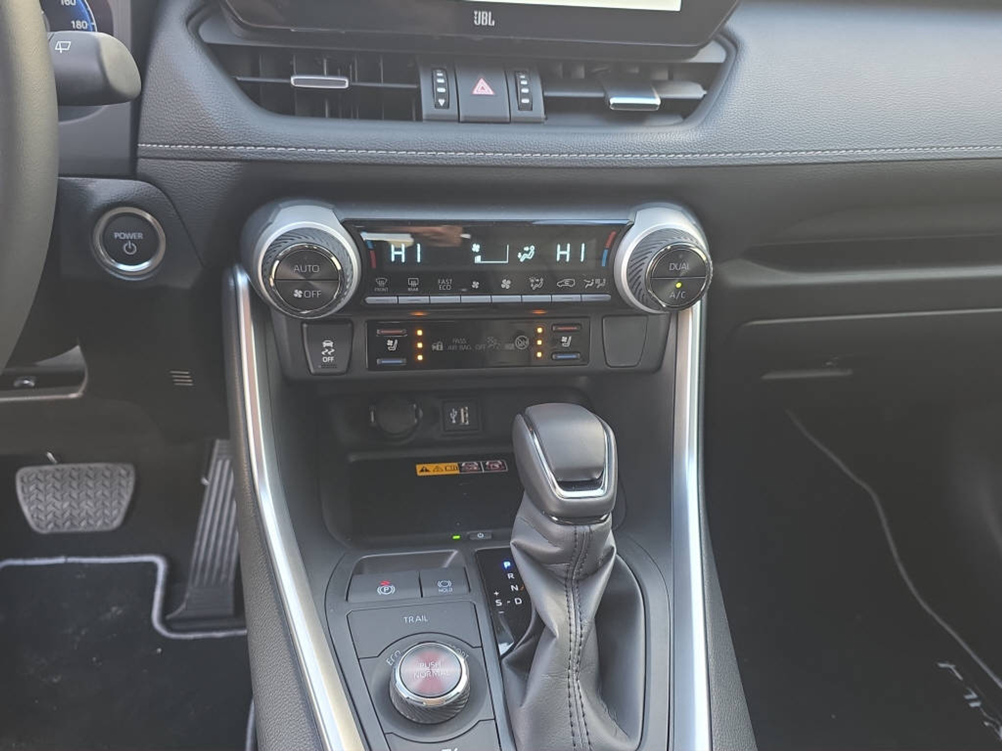 listing desktop thumbnail image 15