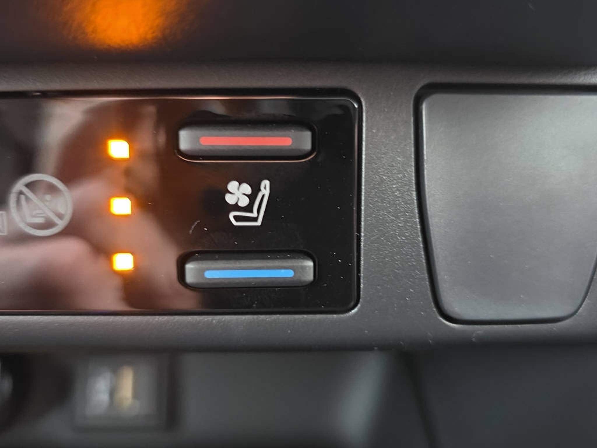 listing desktop thumbnail image 22