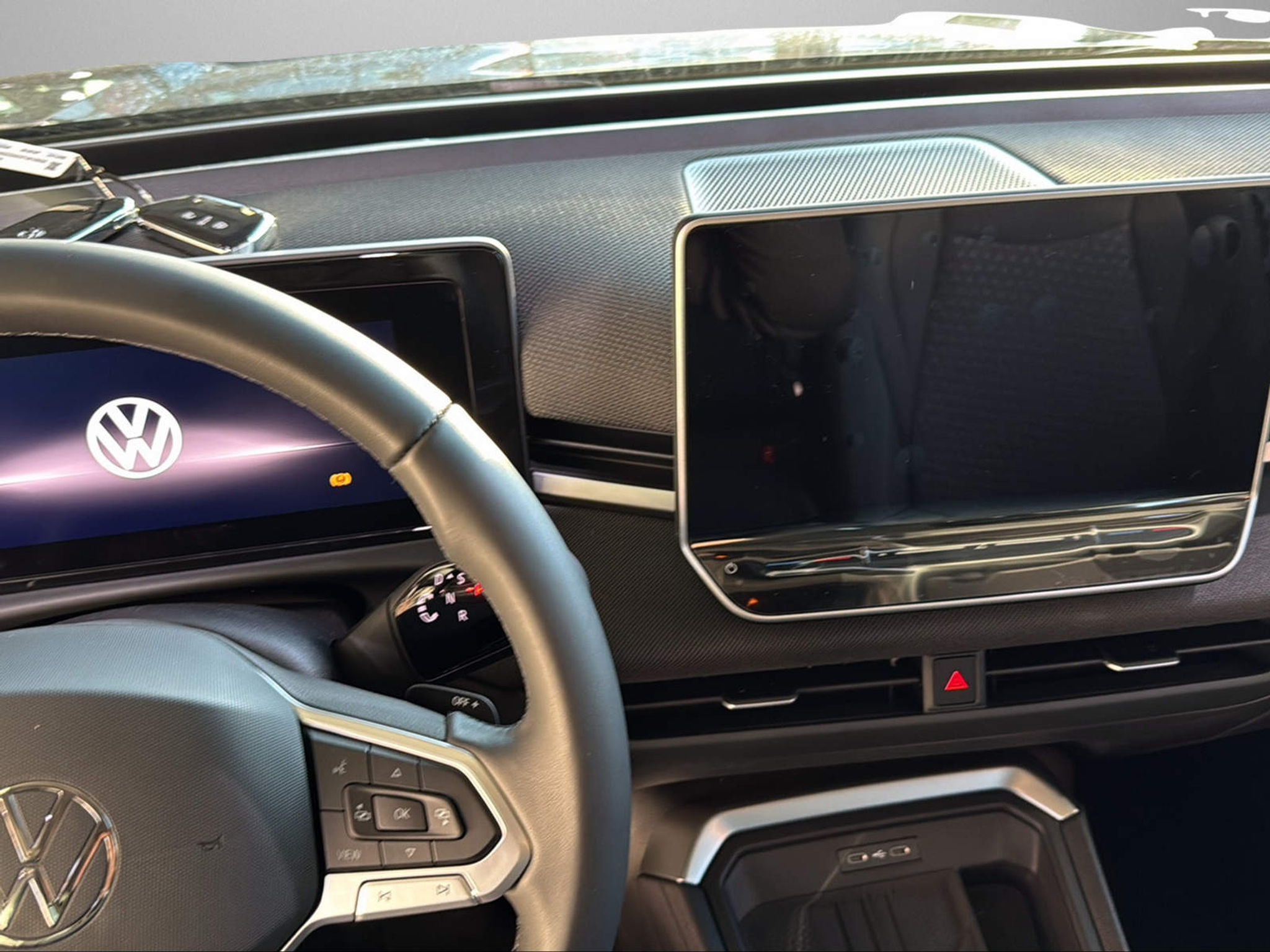 listing desktop thumbnail image 7