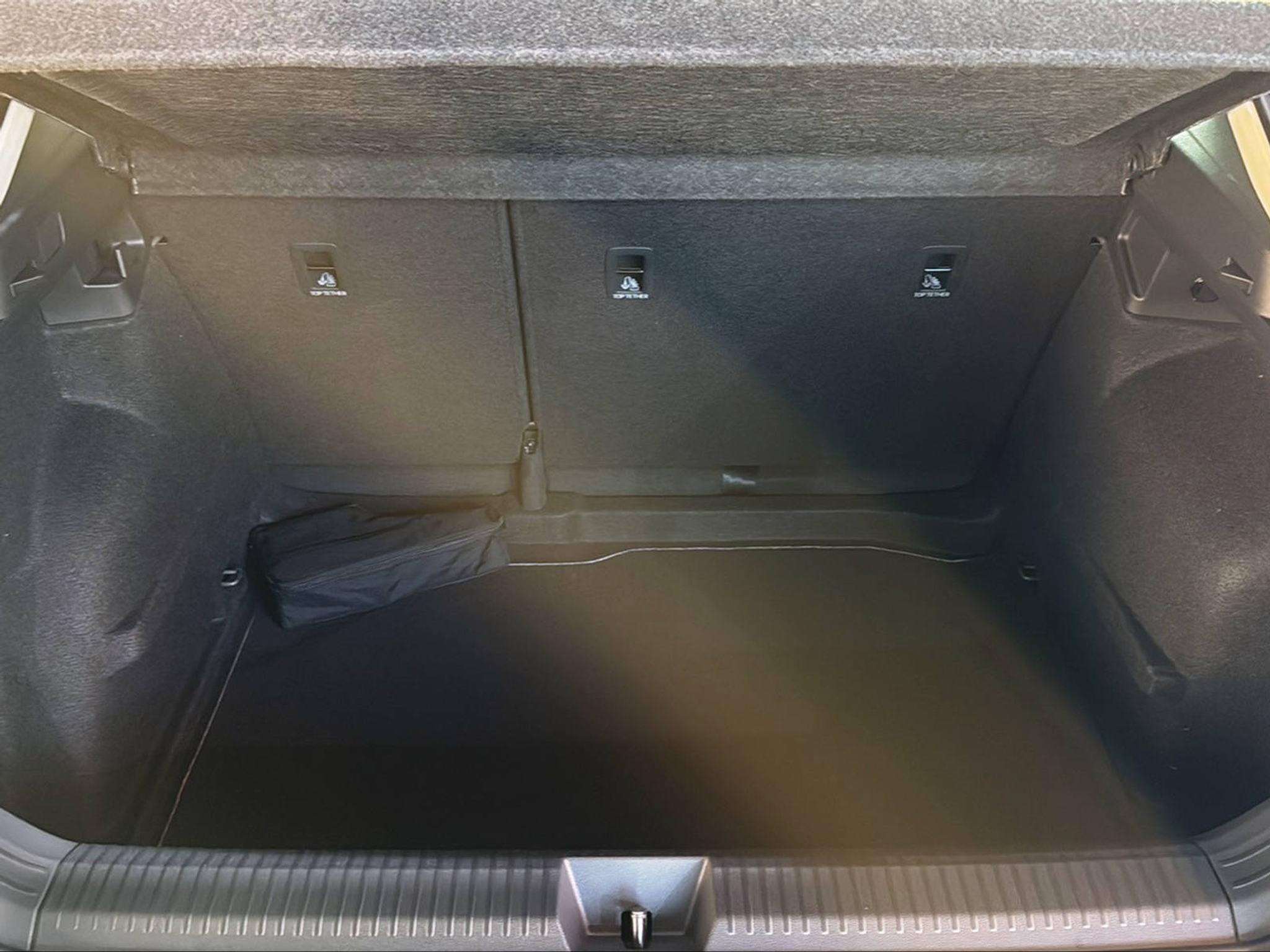 listing desktop thumbnail image 13