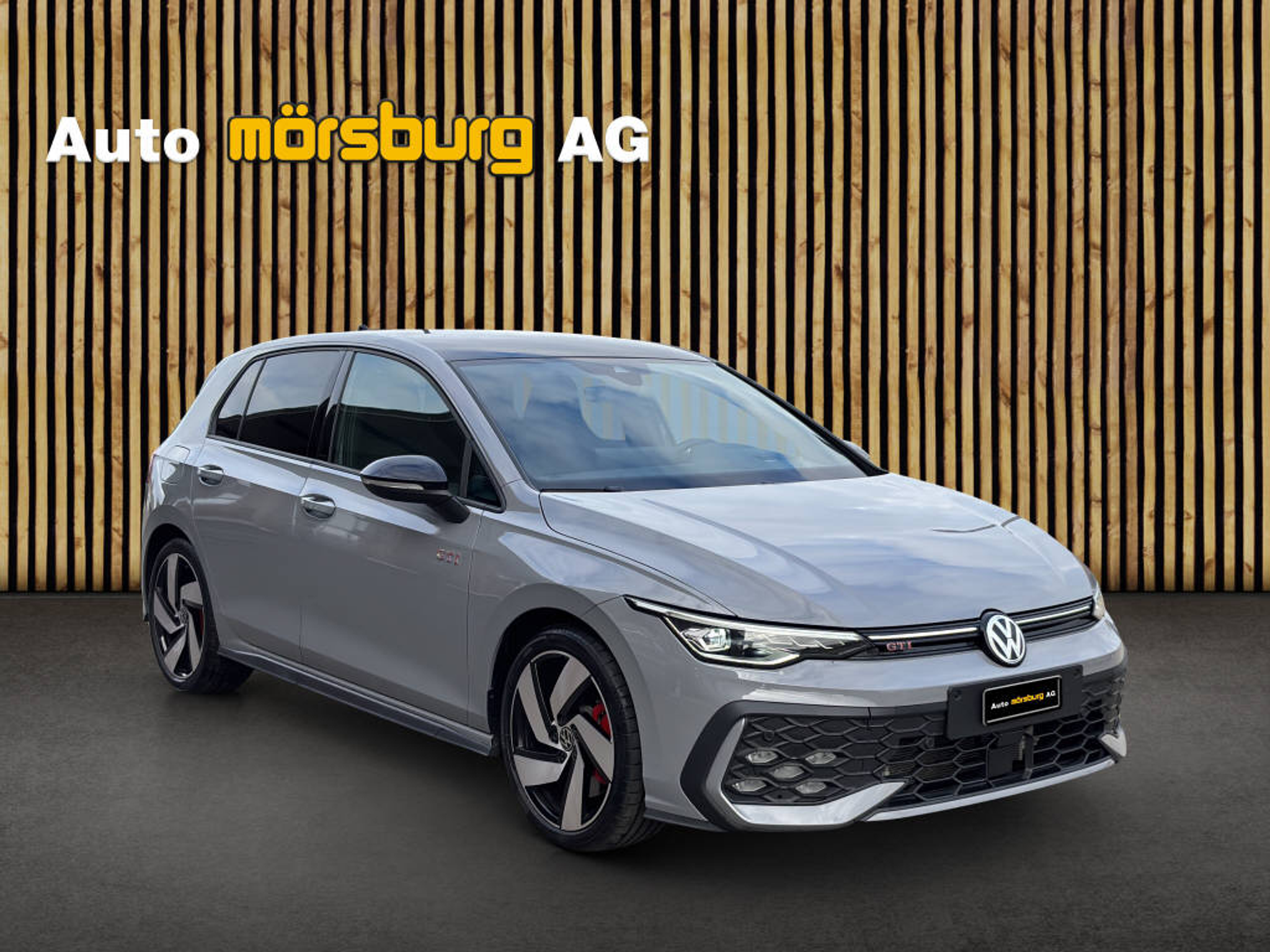 listing desktop thumbnail image 1