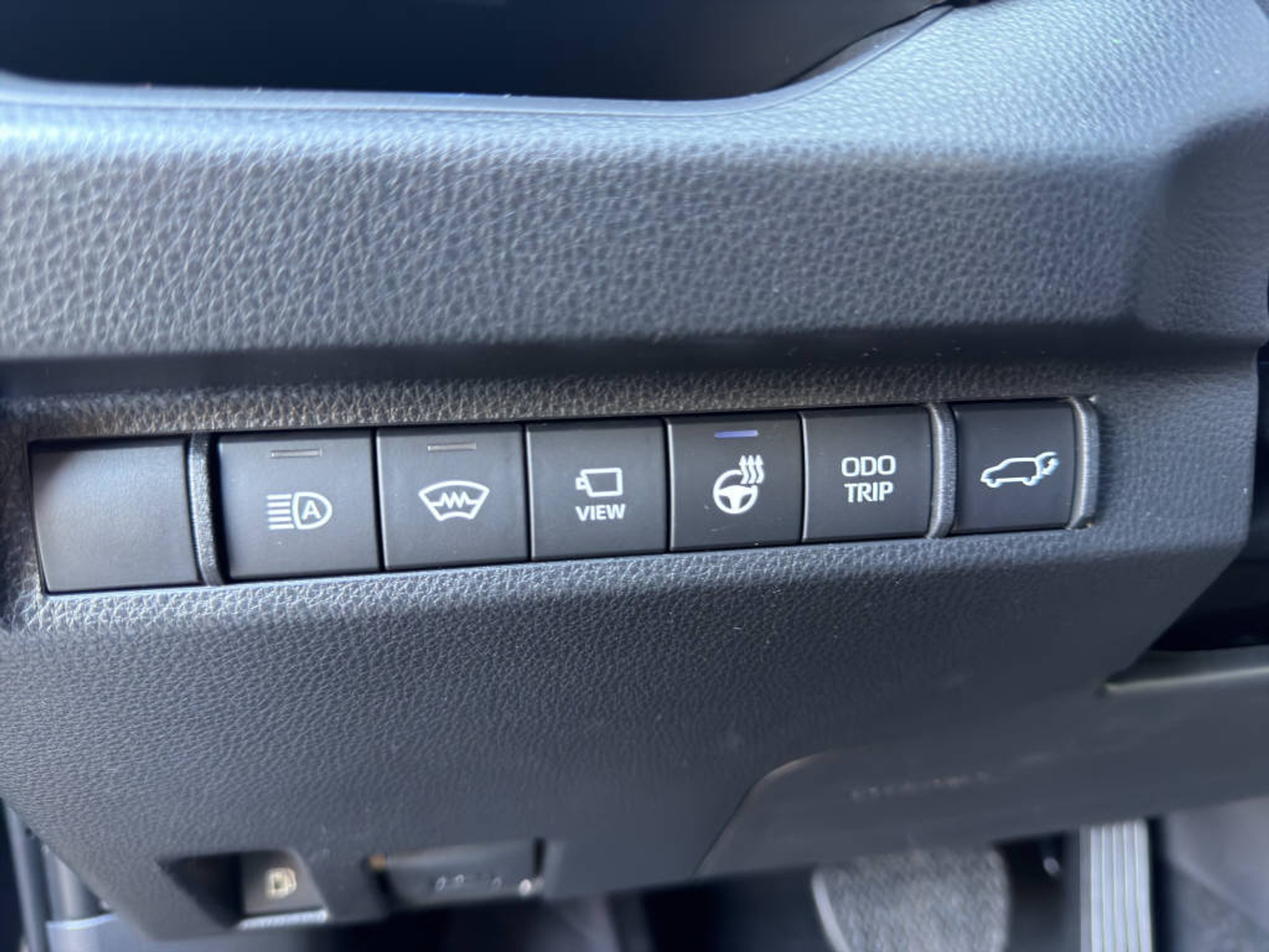 listing desktop thumbnail image 22